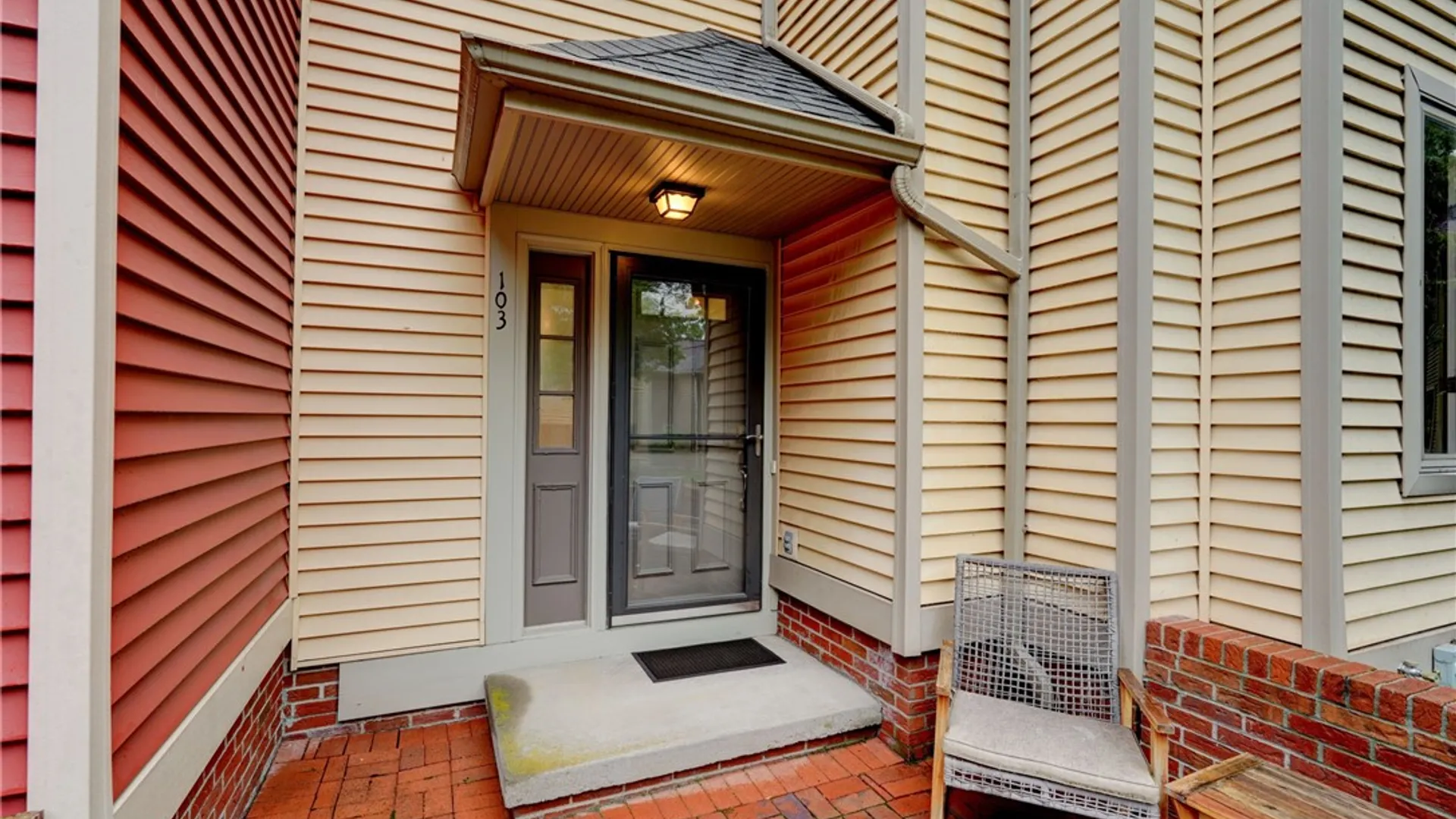Property at 103 Cornhill Place, Rochester, NY 14608 4