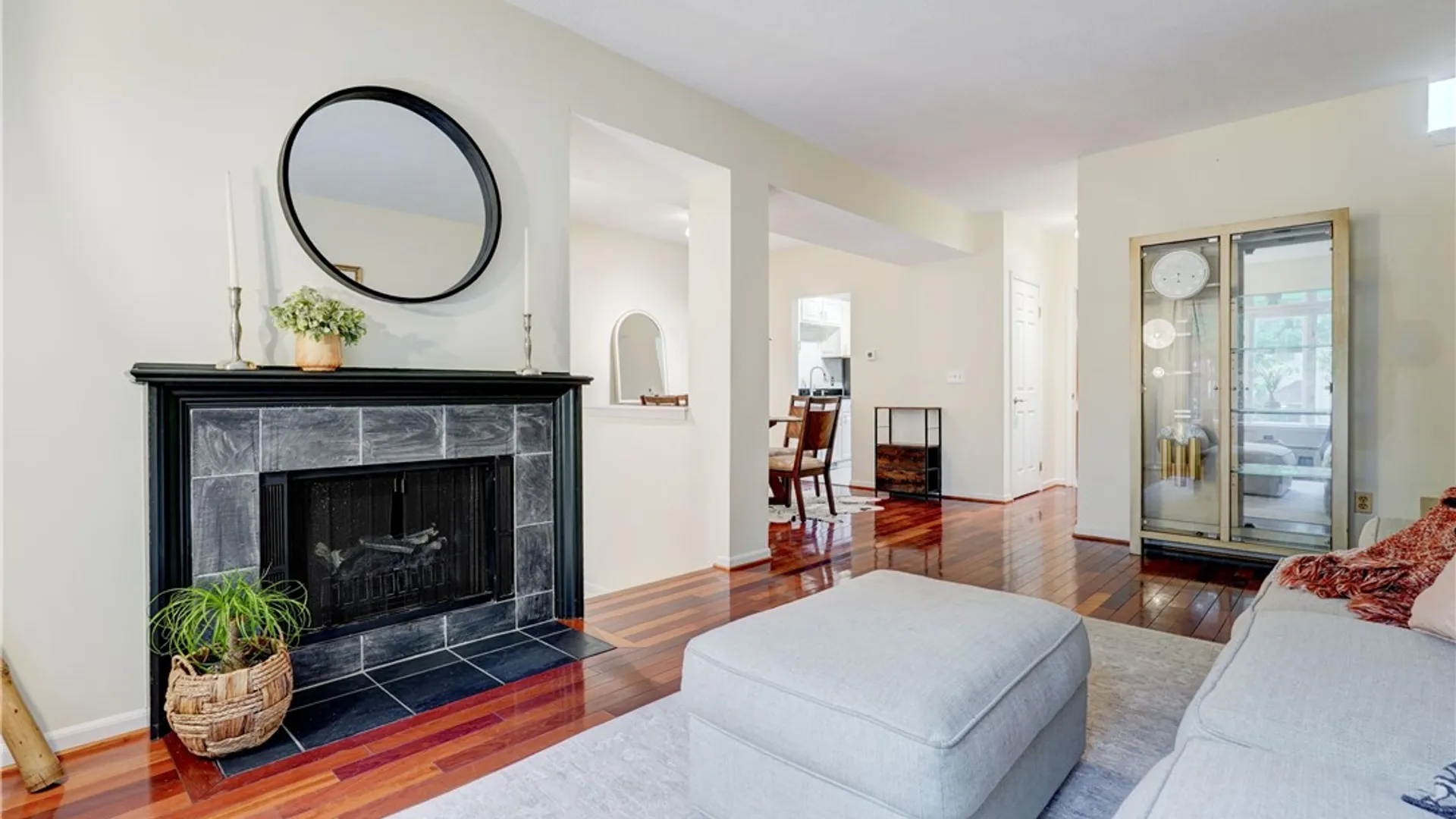 Property at 103 Cornhill Place, Rochester, NY 14608 6