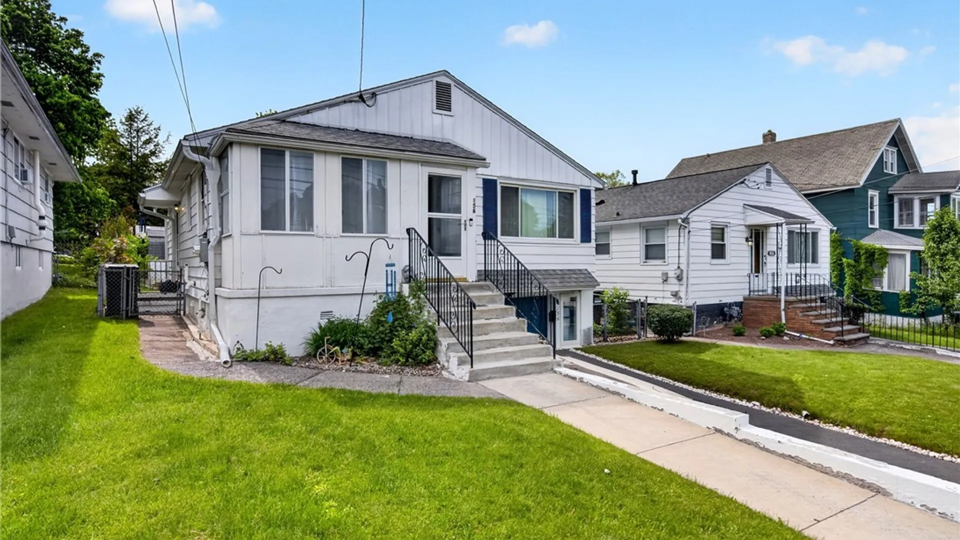 Property at 156 Cloveridge Drive, Syracuse, NY 13206 3
