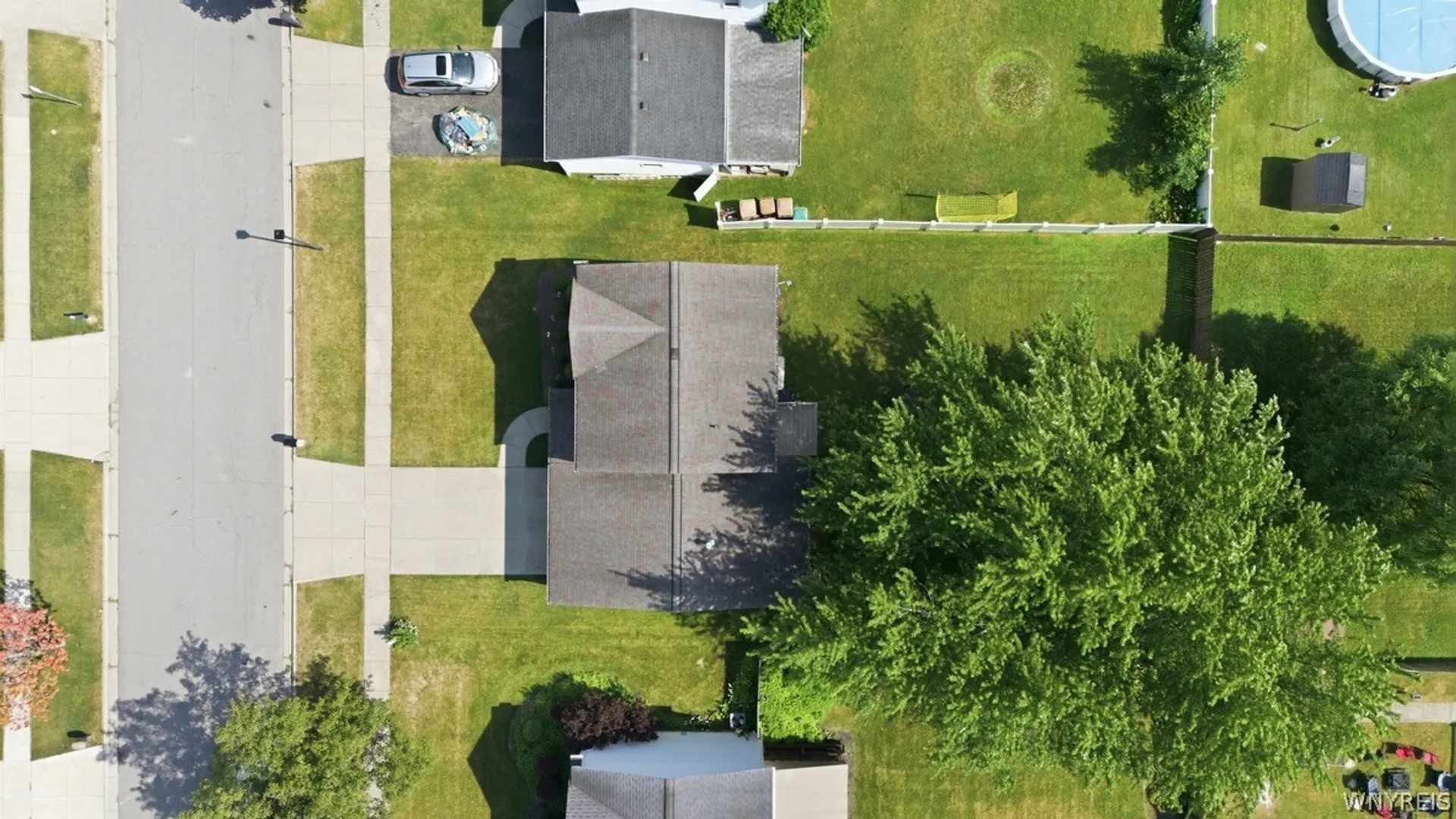 Property at 222 Hillpine Road, Cheektowaga, NY 14227 45