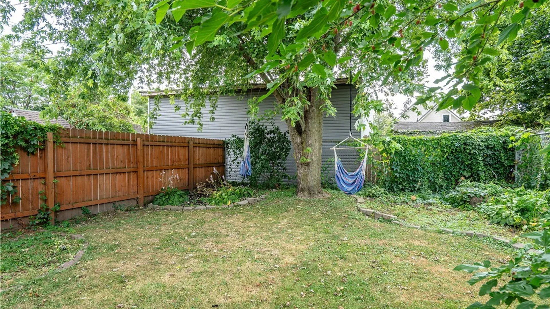 Property at 226 14th Street, Buffalo, NY 14213 23