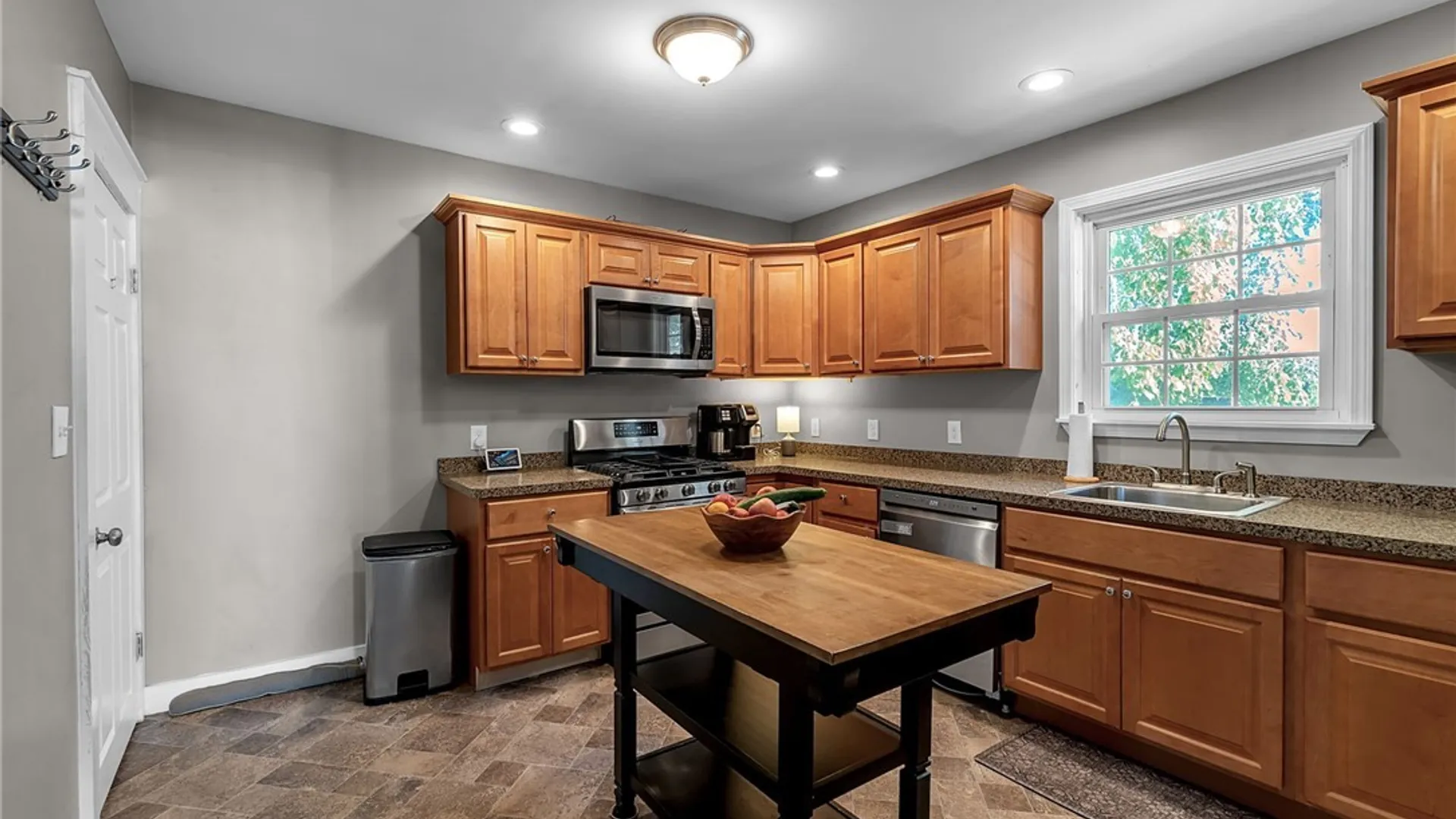 Property at 180 Rossler Avenue, Cheektowaga, NY 14206 10
