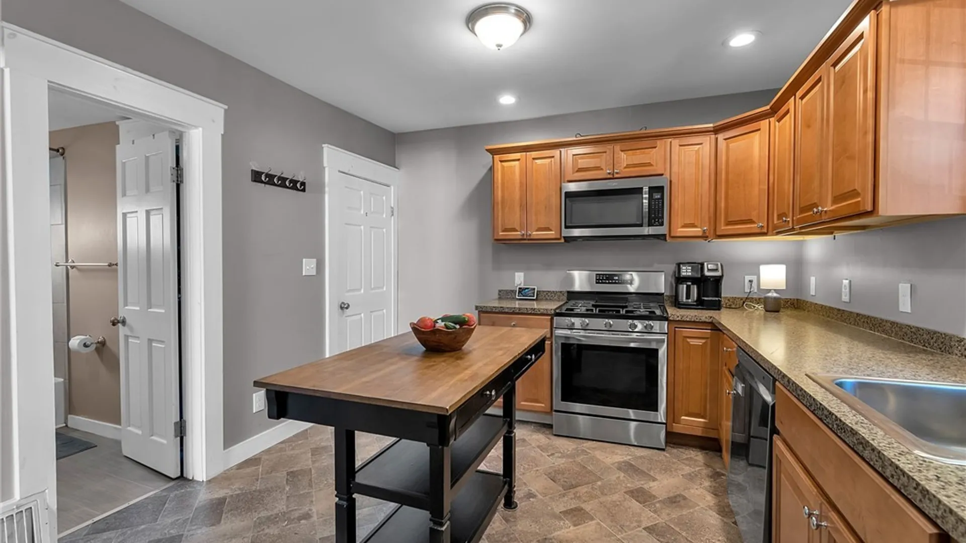 Property at 180 Rossler Avenue, Cheektowaga, NY 14206 13