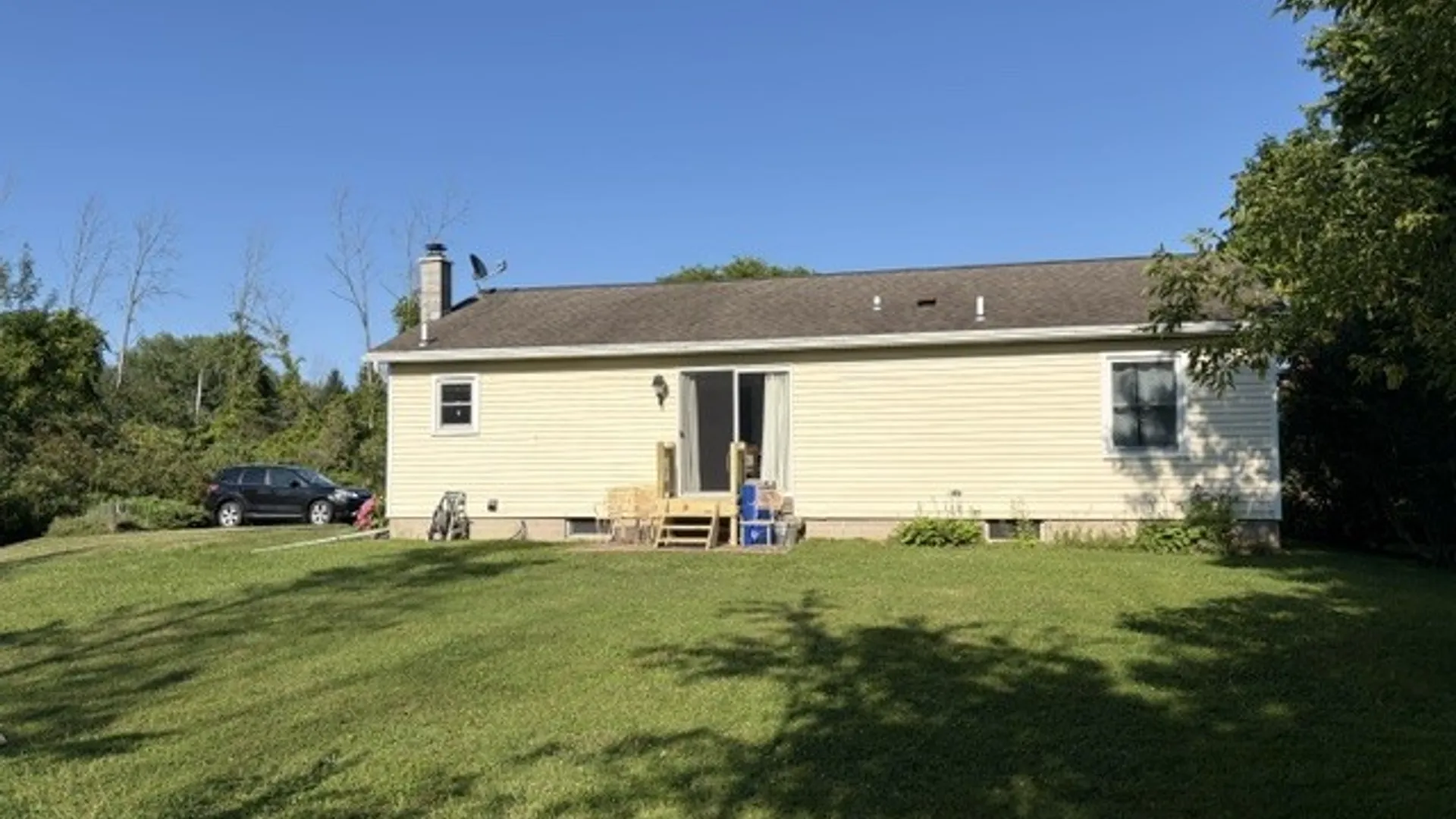Property at 33 North Avenue, Parma, NY 14468 5