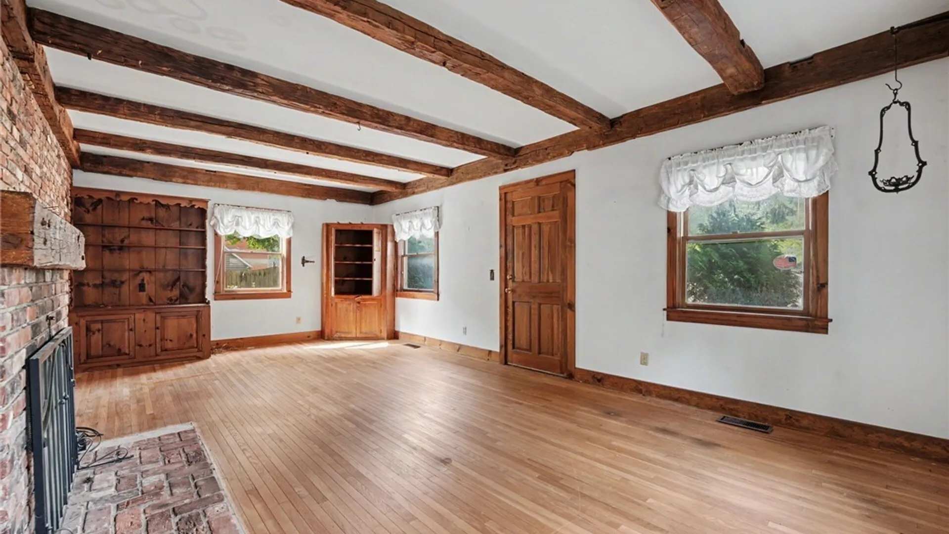 Property at 25 S Main Street, Holland, NY 14080 10