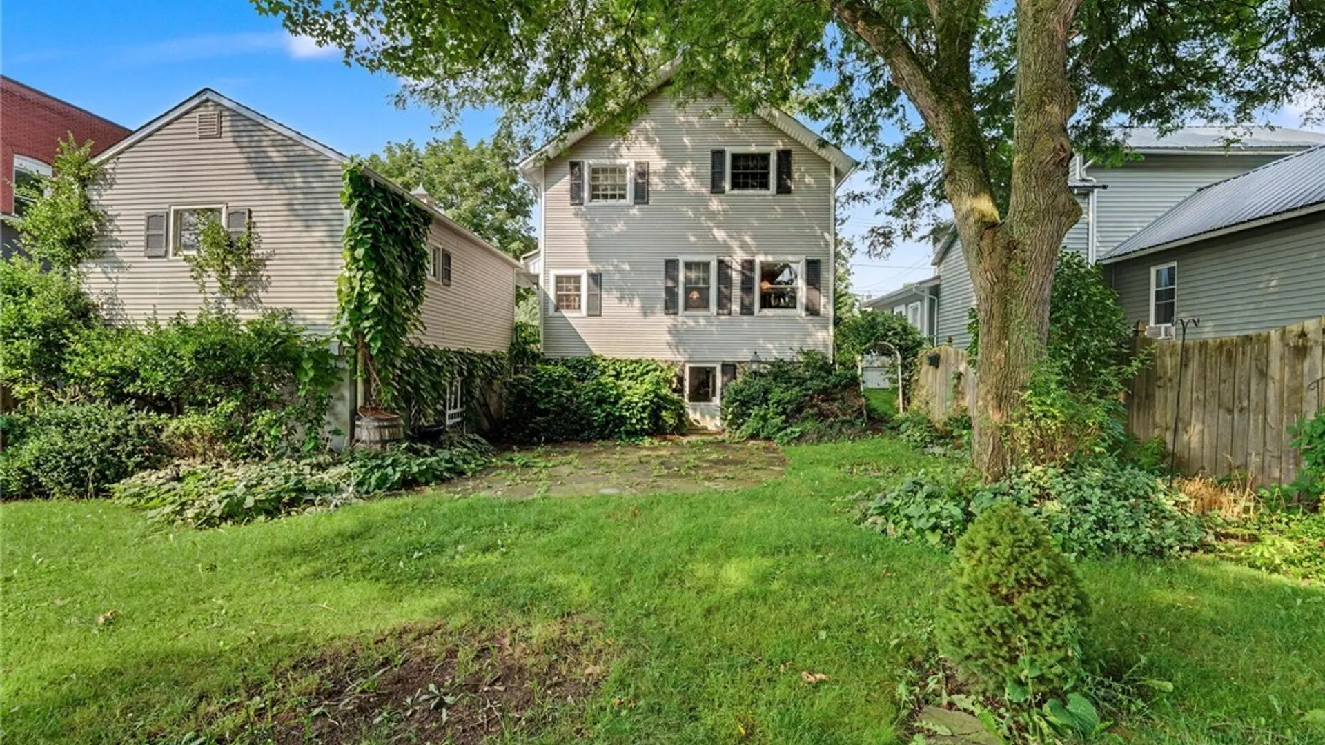 Property at 25 S Main Street, Holland, NY 14080 28