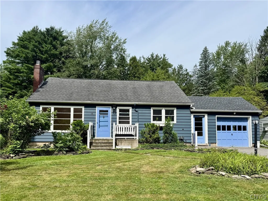 Property at 14 S Ten Eyck Avenue, Cazenovia, NY 13035