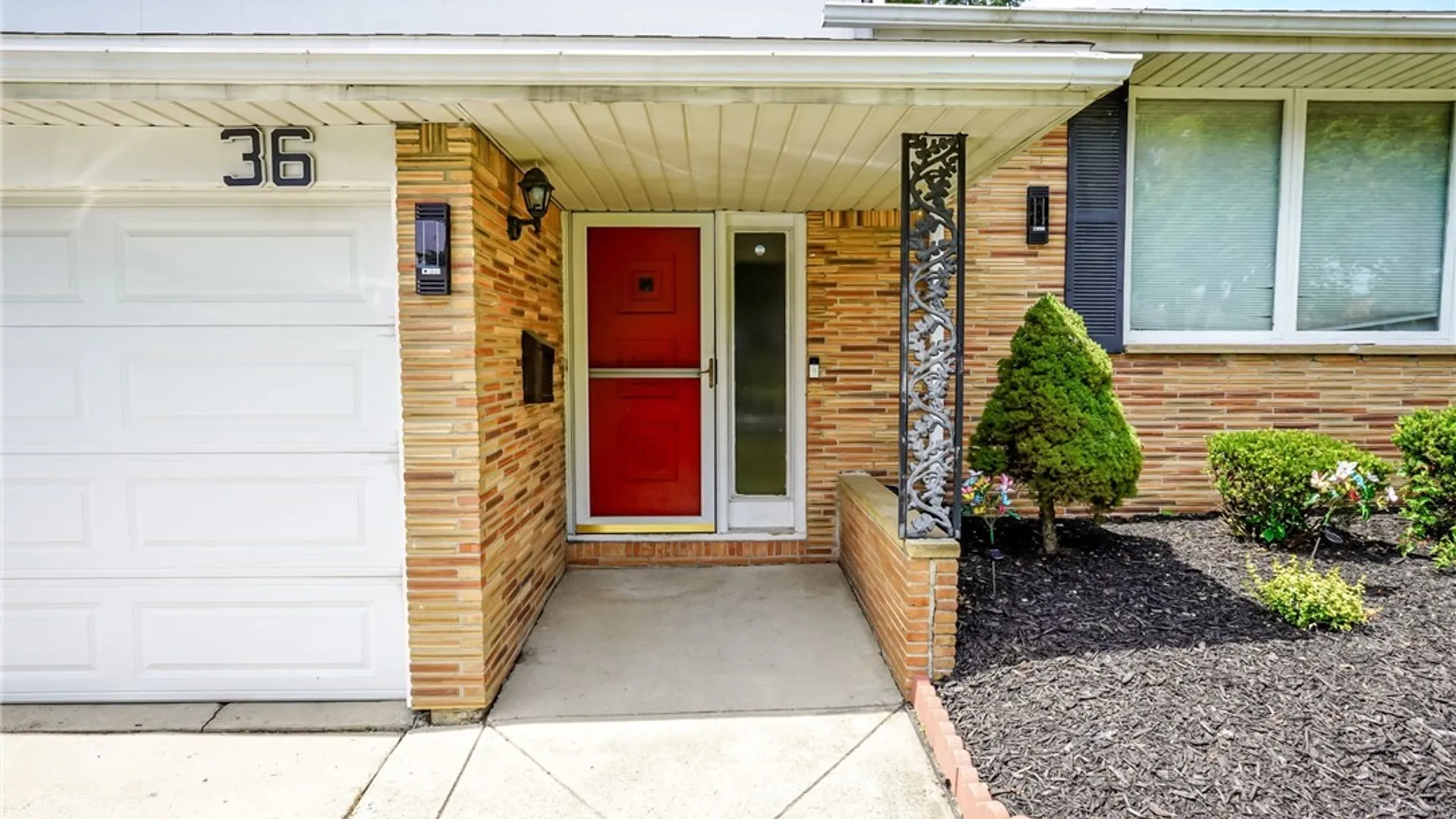 Property at 36 Cree Ton Drive, Amherst, NY 14228 5