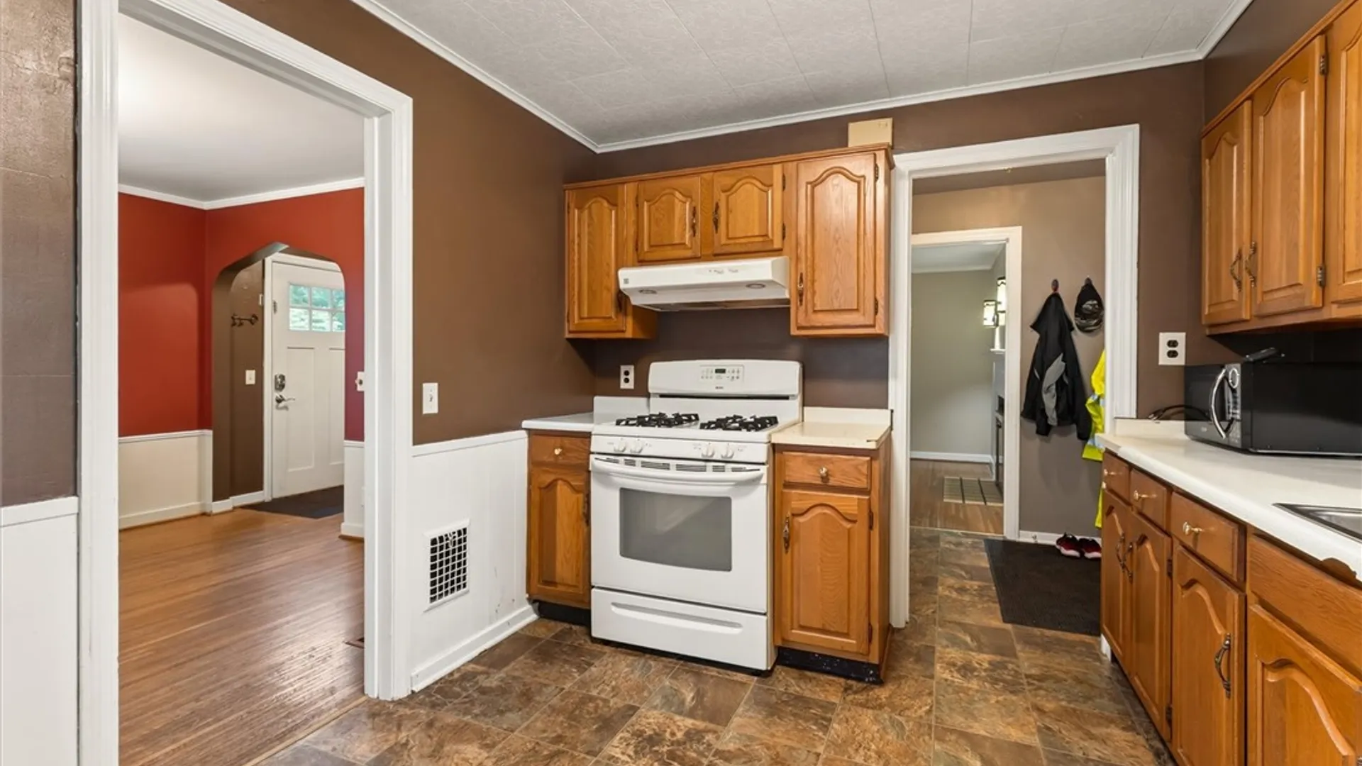 Property at 2292 Titus Avenue, Irondequoit, NY 14622 7