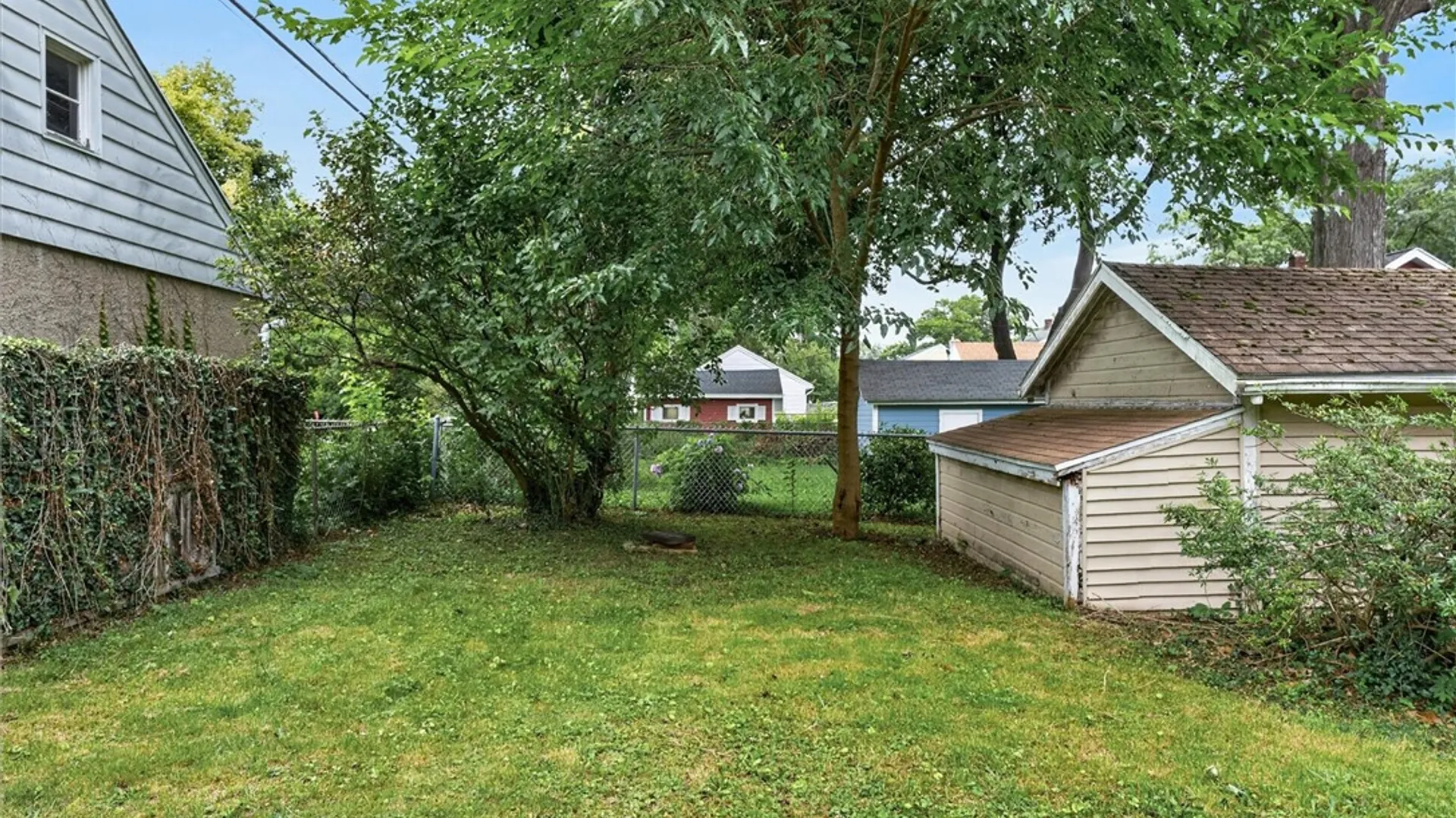 Property at 2292 Titus Avenue, Irondequoit, NY 14622 40