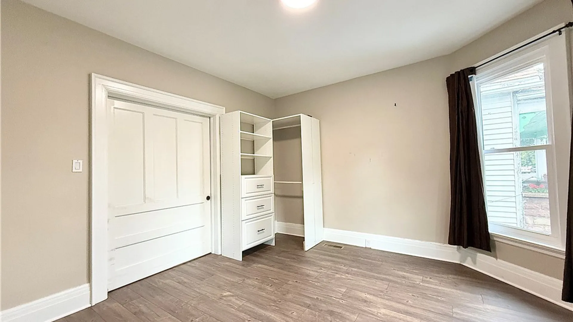 Property at 460 Rhode Island Street, Buffalo, NY 14213 8