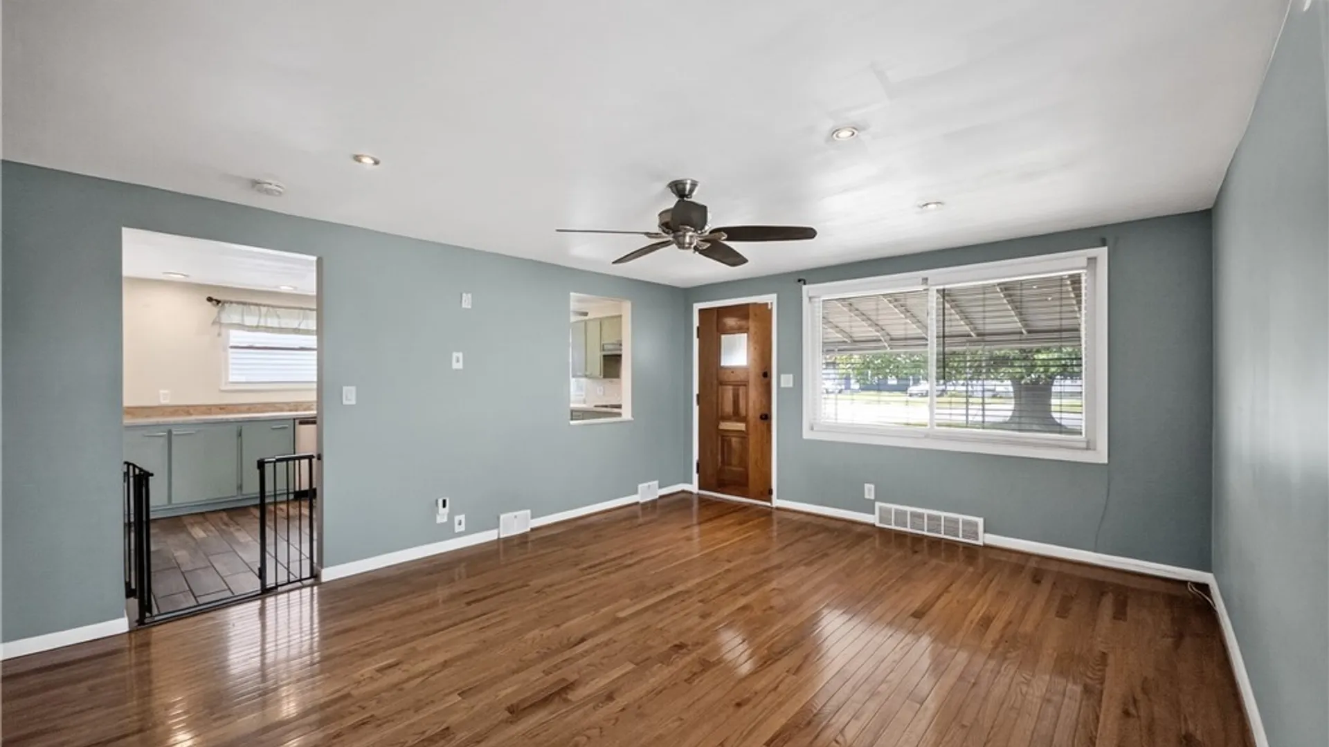 Property at 861 Beach Road, Cheektowaga, NY 14225 28