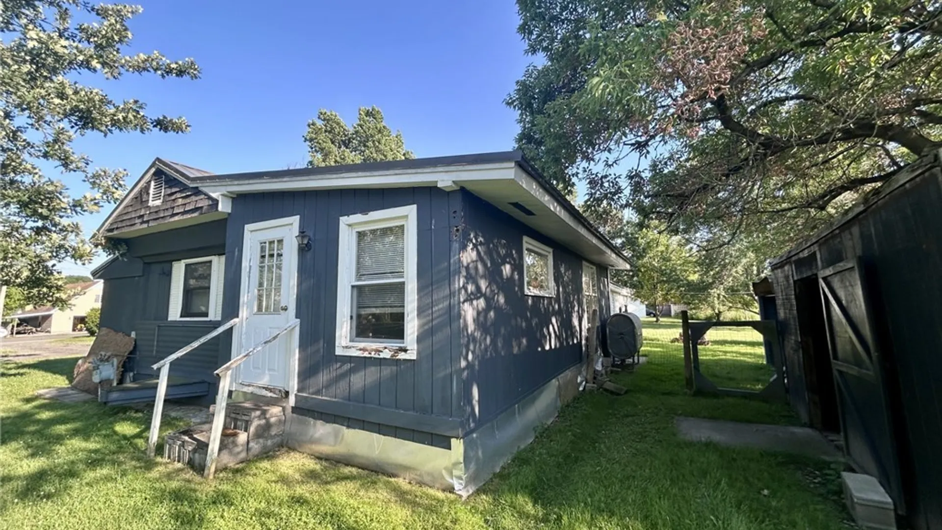 Property at 2524 Middle Road, Oneida, NY 13409 3