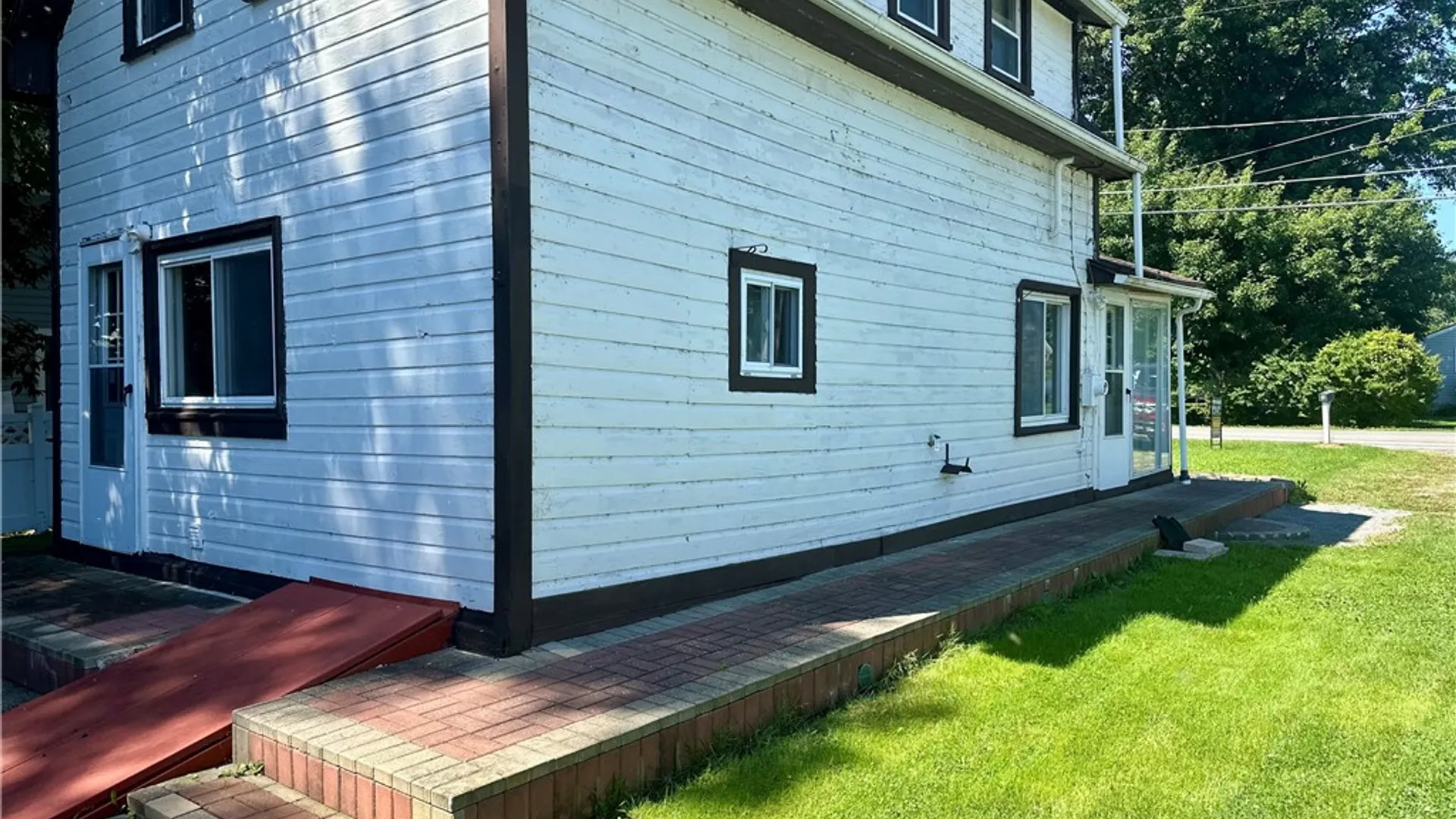 Property at 10 Hamlin Parma Townline Road, Parma, NY 14468 15
