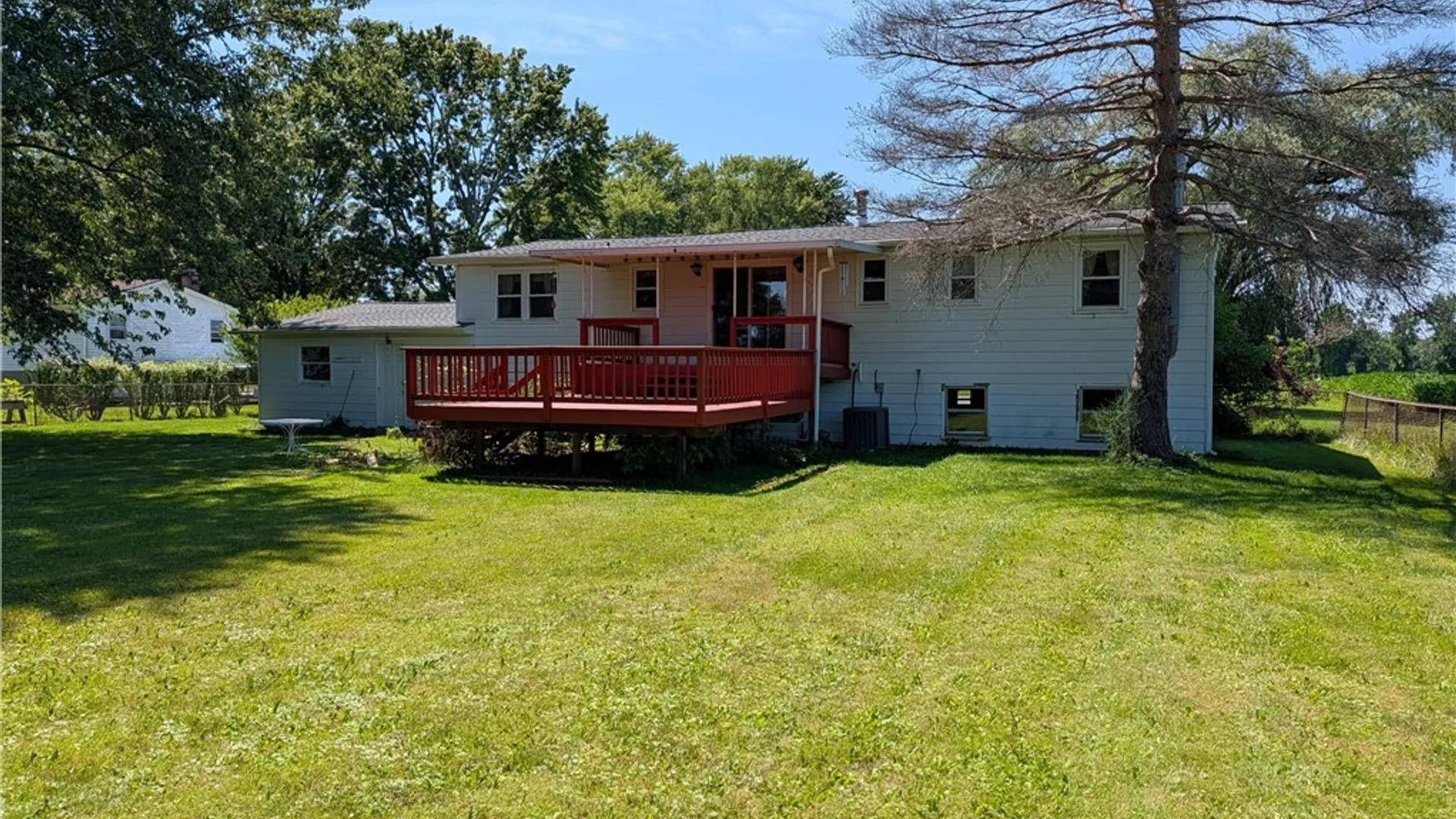 Property at 3961 Ridgelea Drive, Newfane, NY 14094 11