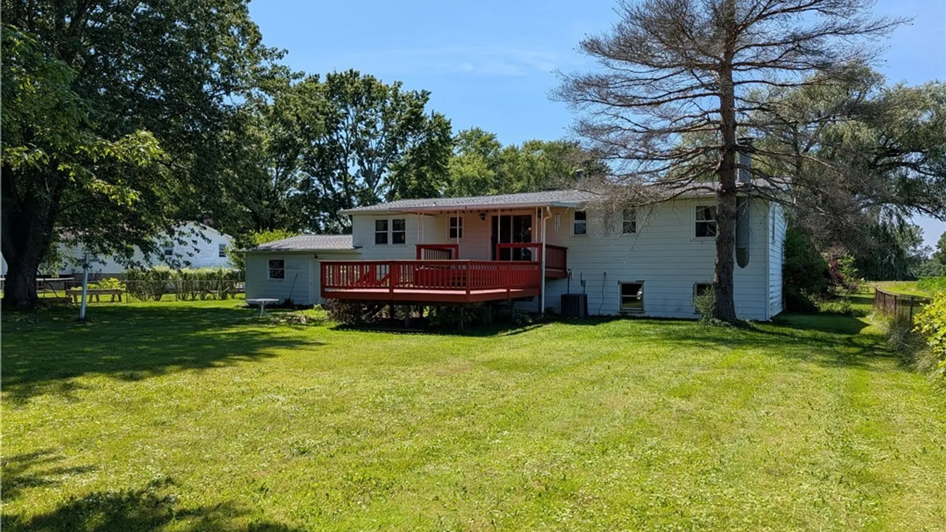 Property at 3961 Ridgelea Drive, Newfane, NY 14094 12