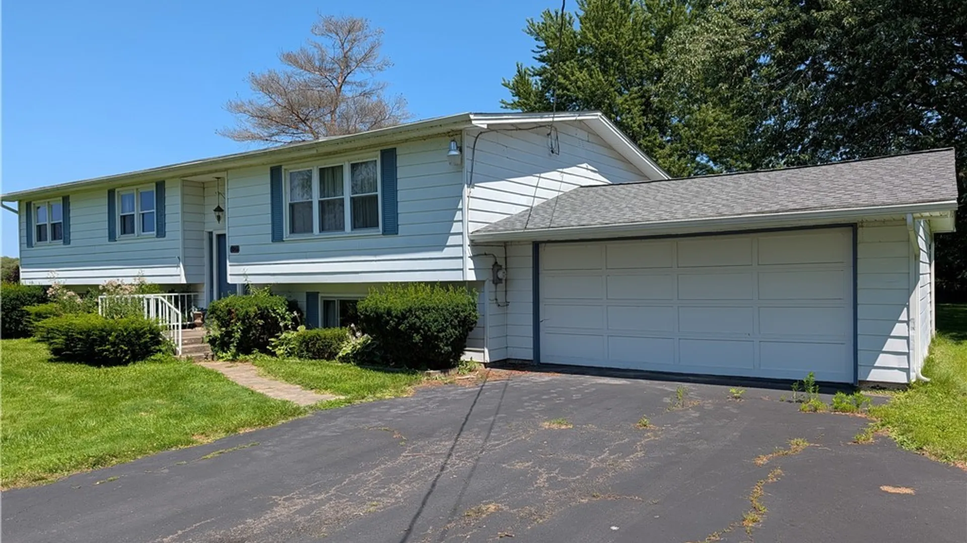 Property at 3961 Ridgelea Drive, Newfane, NY 14094 3