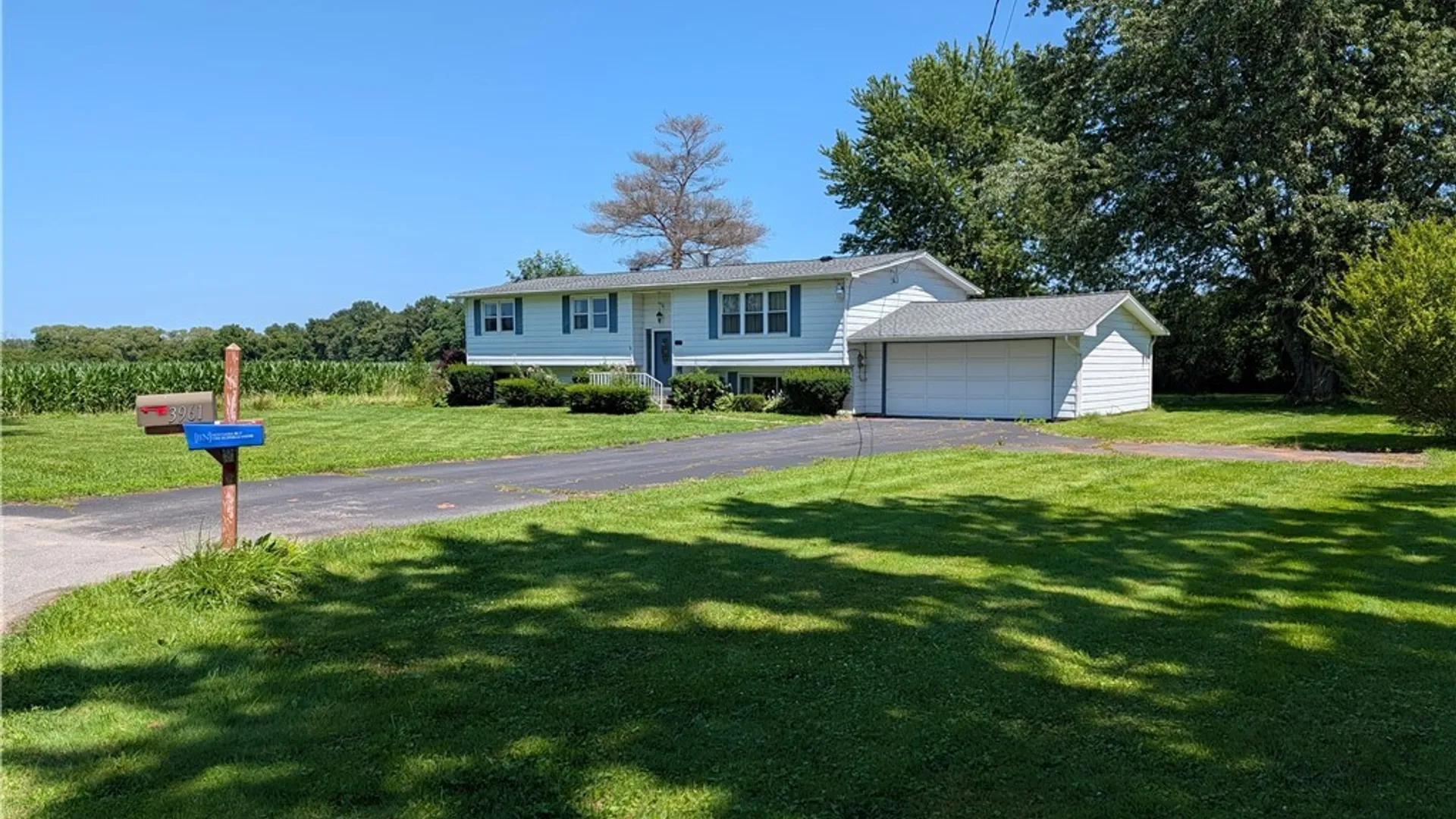 Property at 3961 Ridgelea Drive, Newfane, NY 14094 5