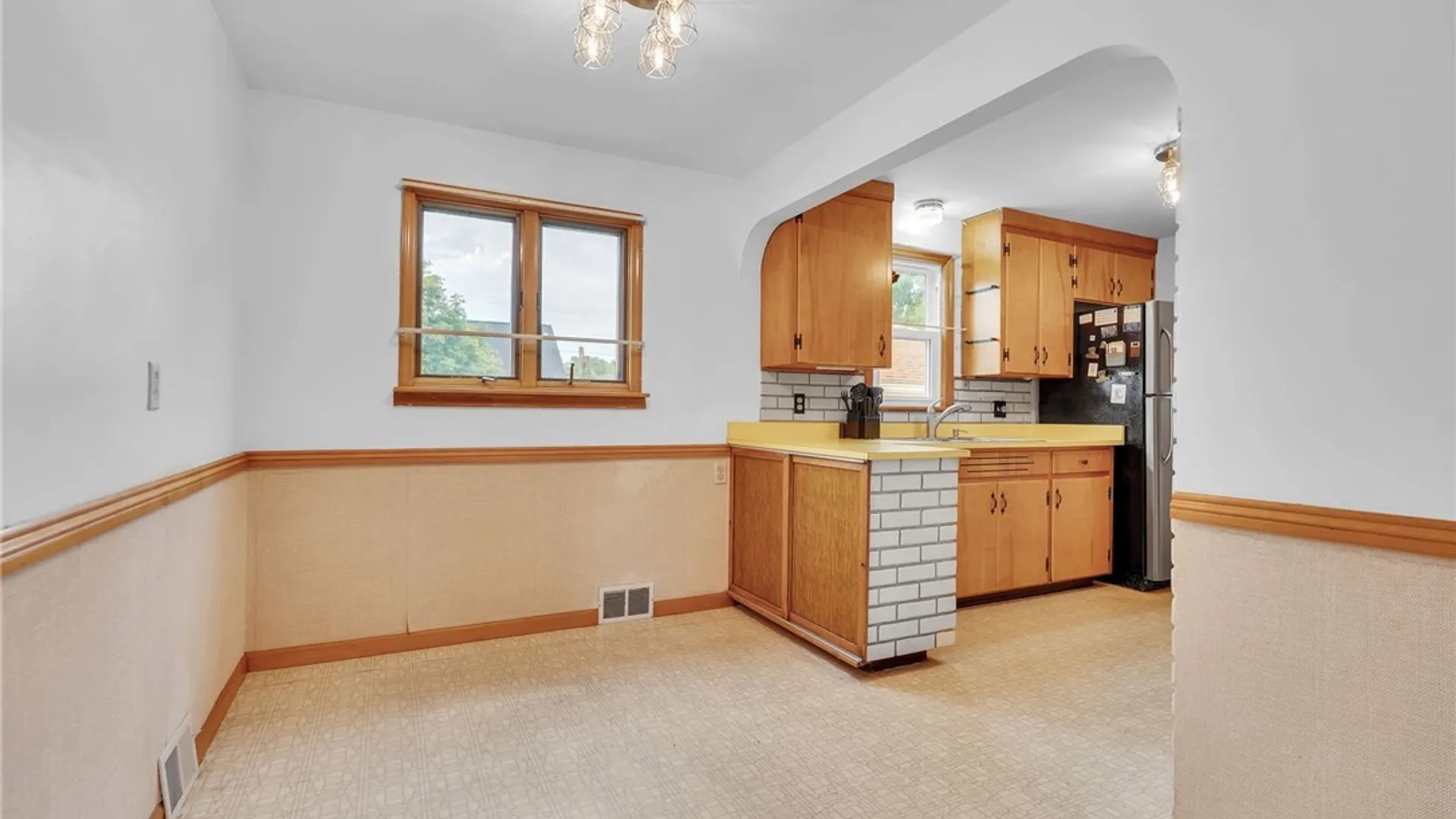 Property at 75 Girard Avenue, Cheektowaga, NY 14227 9