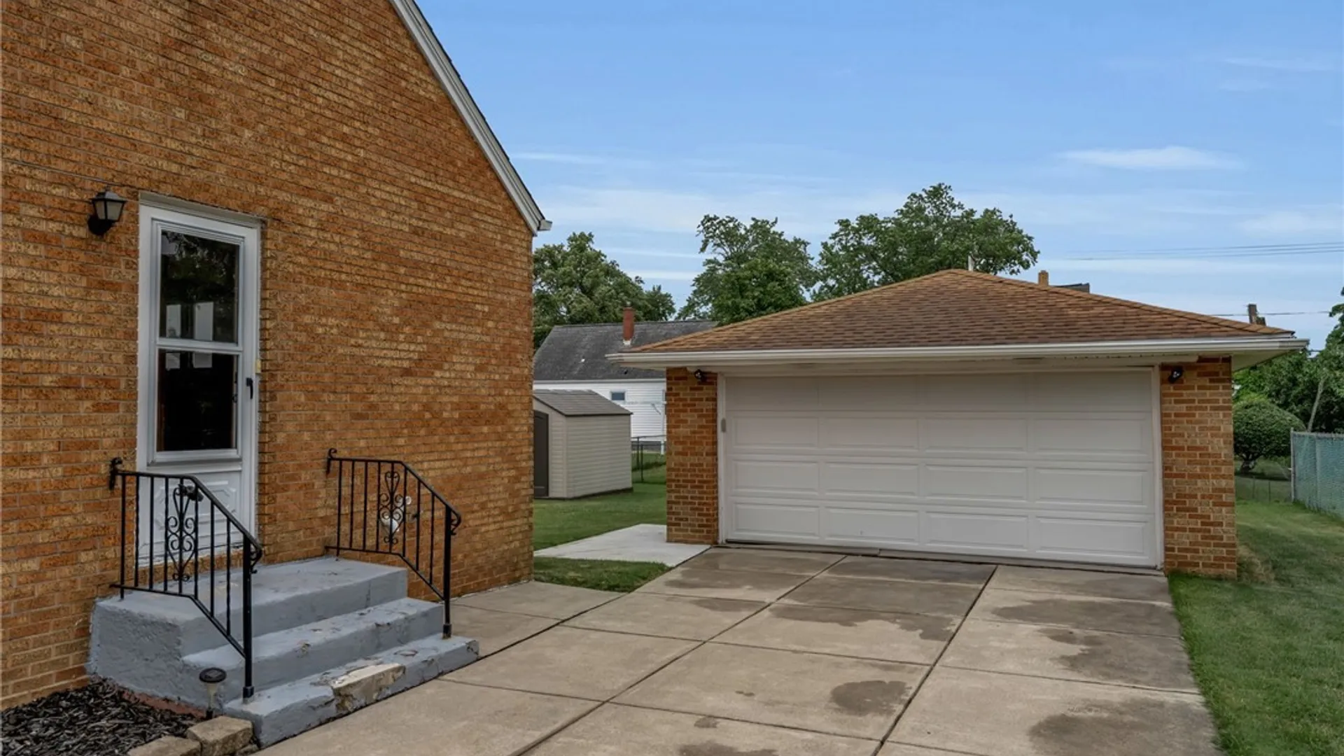 Property at 75 Girard Avenue, Cheektowaga, NY 14227 21