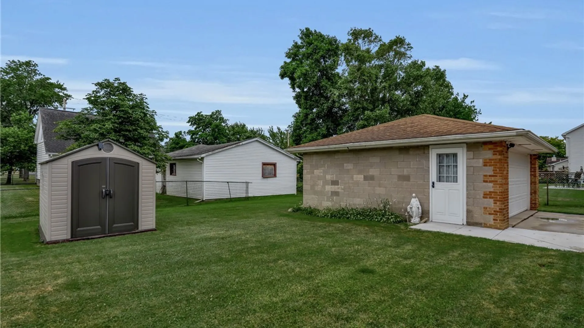 Property at 75 Girard Avenue, Cheektowaga, NY 14227 24