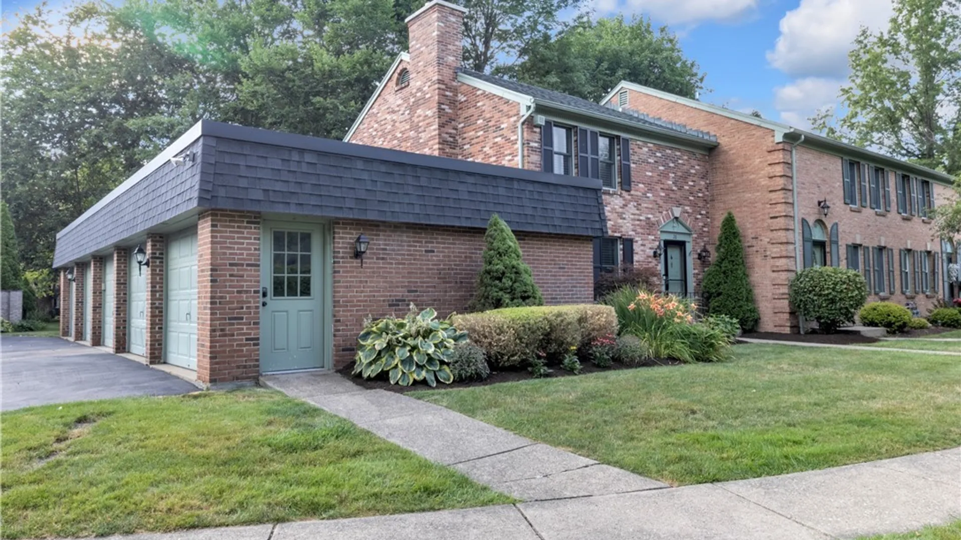 Property at 26 Kenton Place, Hamburg, NY 14075 42