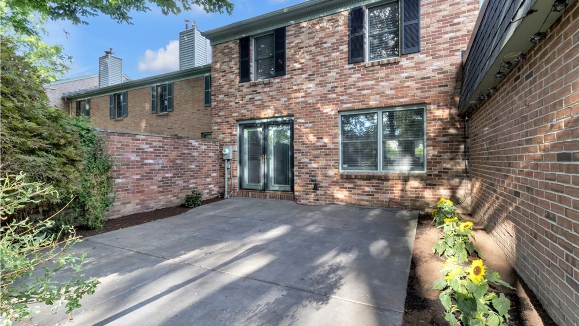 Property at 26 Kenton Place, Hamburg, NY 14075 38