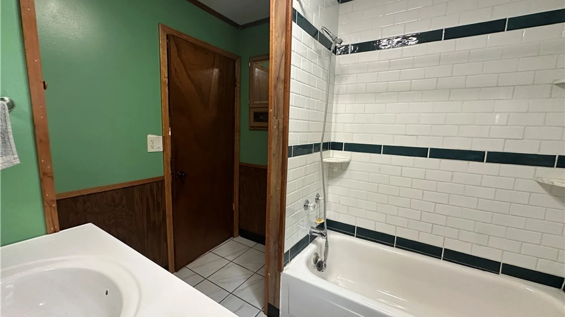 Property at 19 Lakecrest Avenue, Busti, NY 14750 5