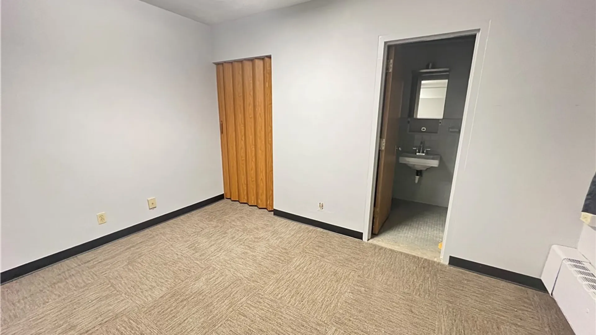 Property at 162 Kerns Ave Avenue, Buffalo, NY 14211 13