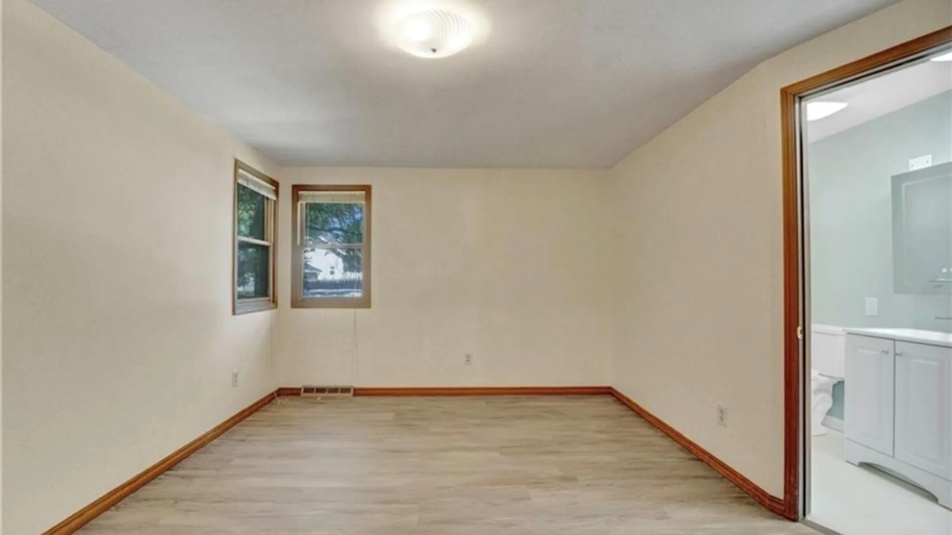 Property at 1 Emsworth Avenue, Tonawanda, NY 14223 7