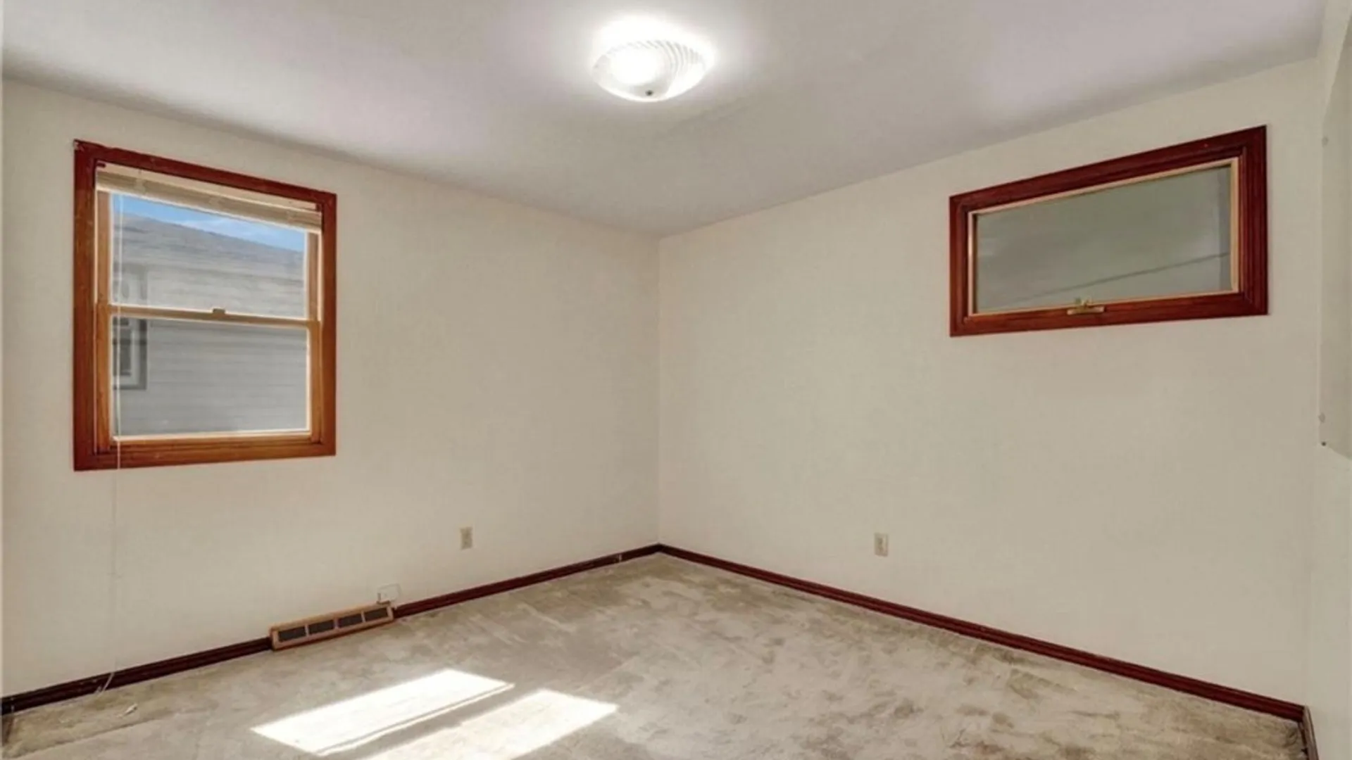 Property at 1 Emsworth Avenue, Tonawanda, NY 14223 9