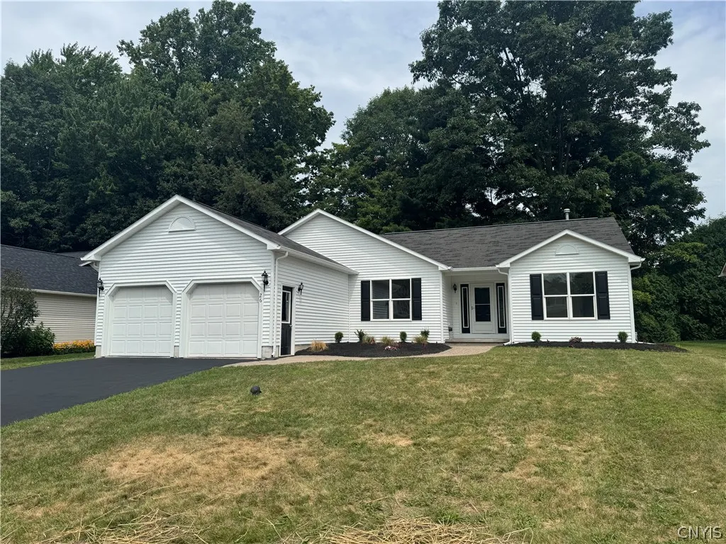Property at 26 Orangewood Drive, Clay, NY 13090