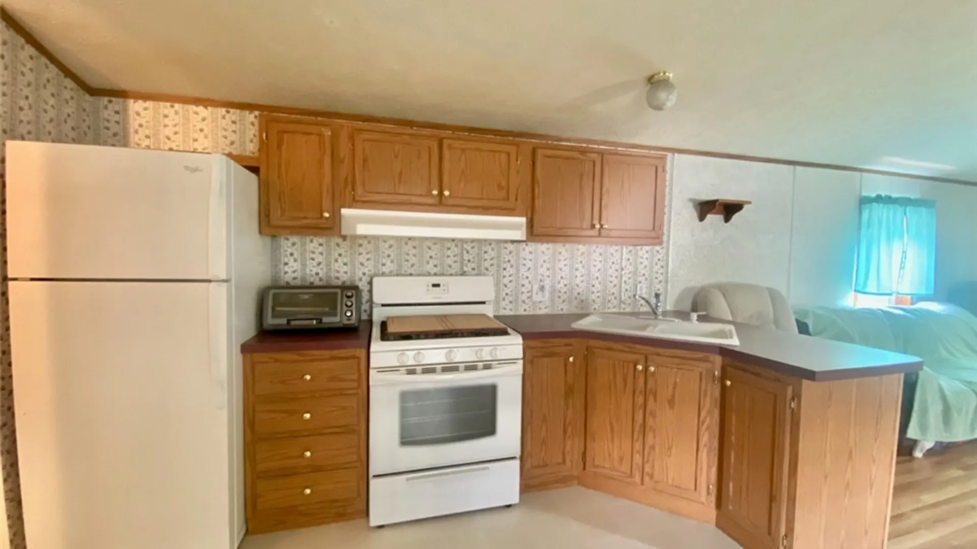 Property at 121 Tidd Circle, Farmington, NY 14425 9