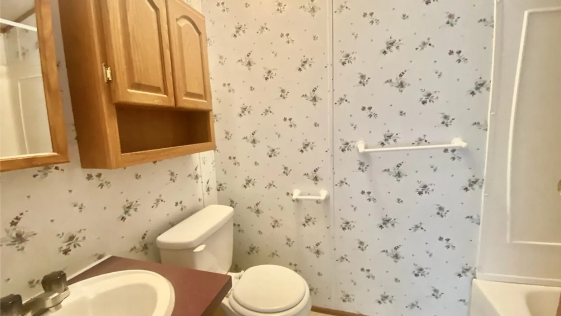 Property at 121 Tidd Circle, Farmington, NY 14425 15