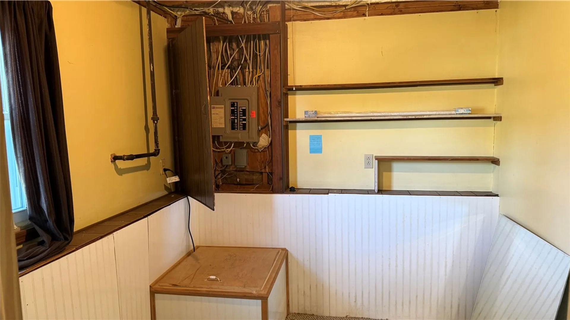 Property at 10 Lightwood Lane, Gates, NY 14606 27