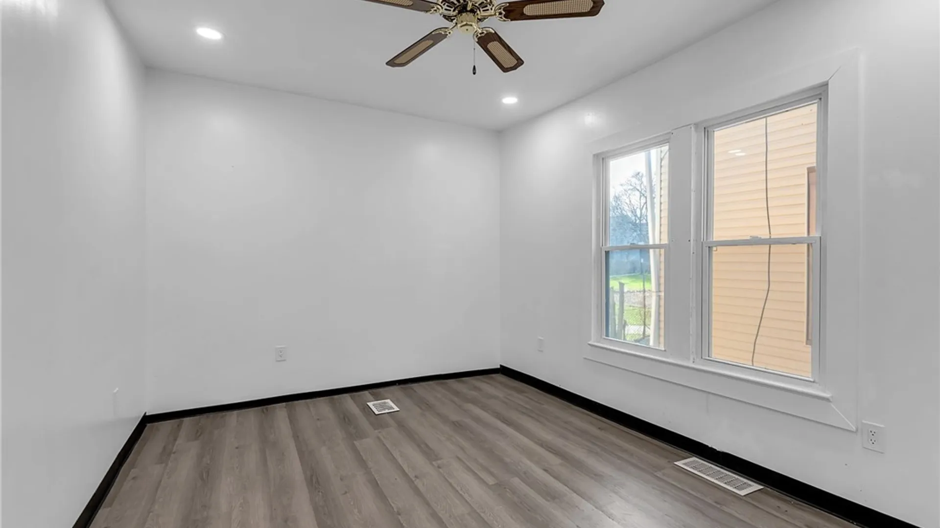 Property at 345 Florida Street, Buffalo, NY 14208 8