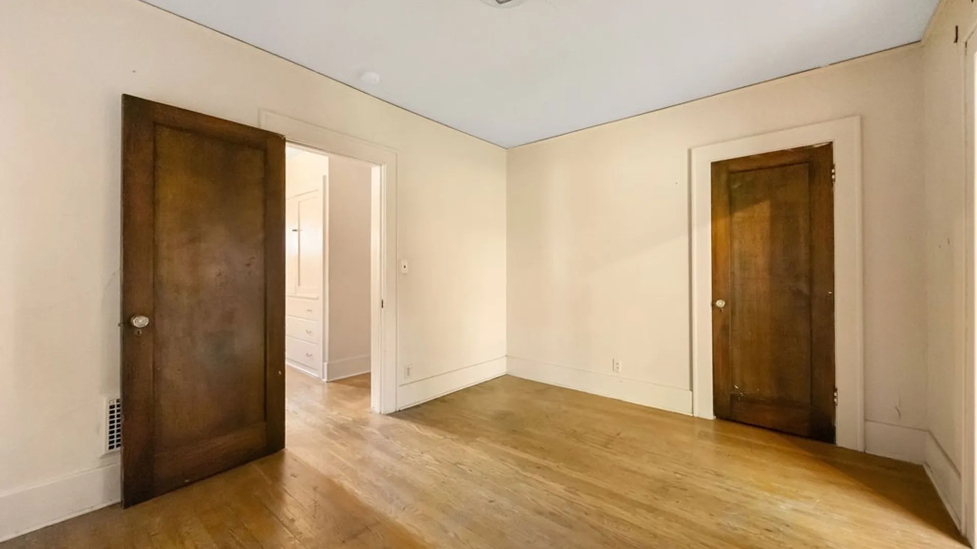 Property at 319 Allen Street, Syracuse, NY 13210 19