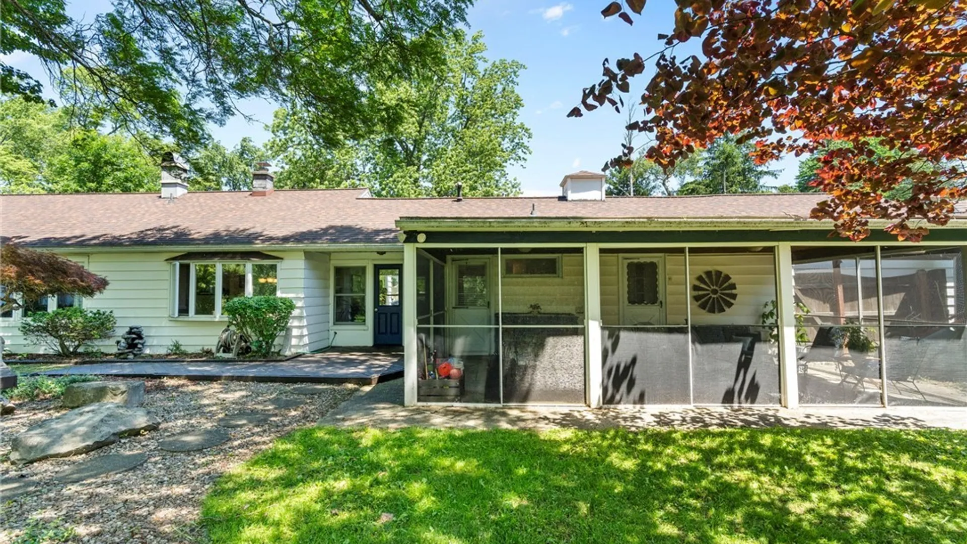 Property at 50 Maple Drive, Lancaster, NY 14026 33