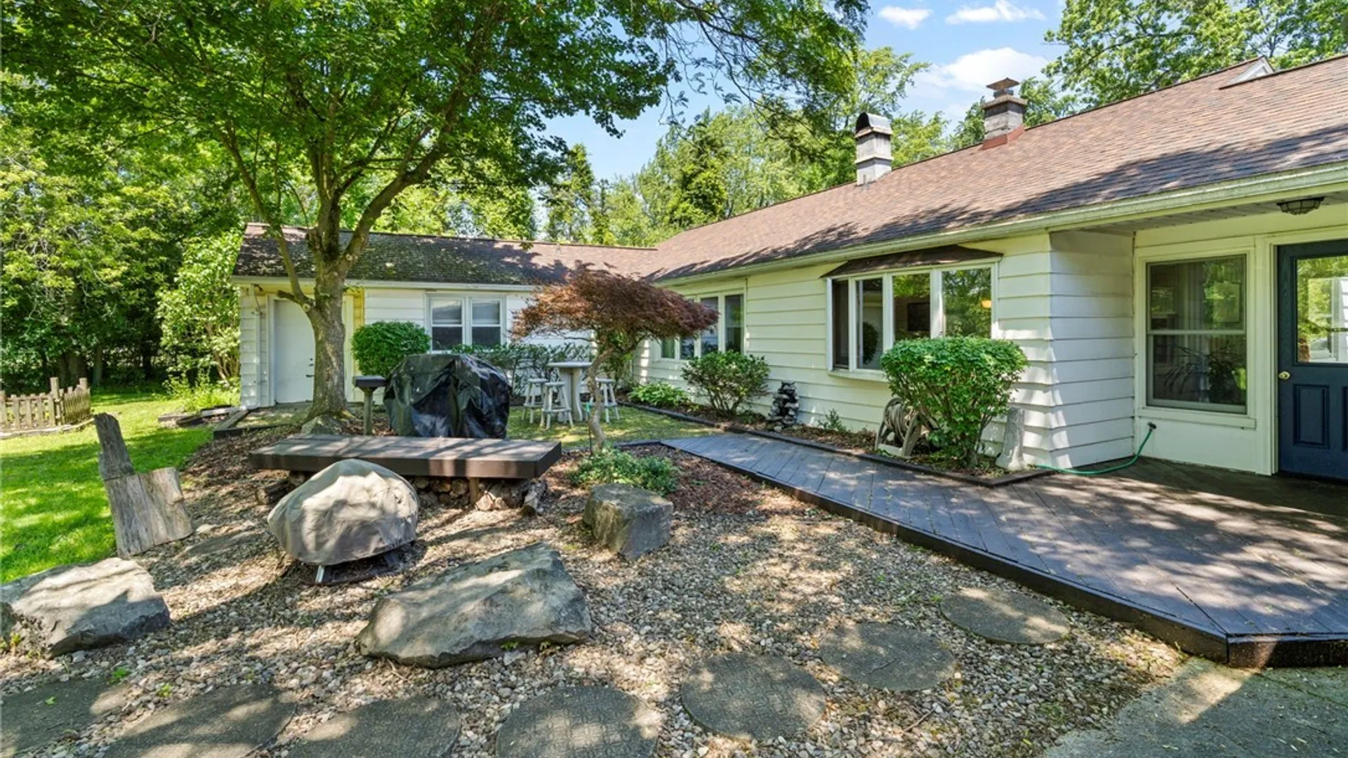 Property at 50 Maple Drive, Lancaster, NY 14026 35