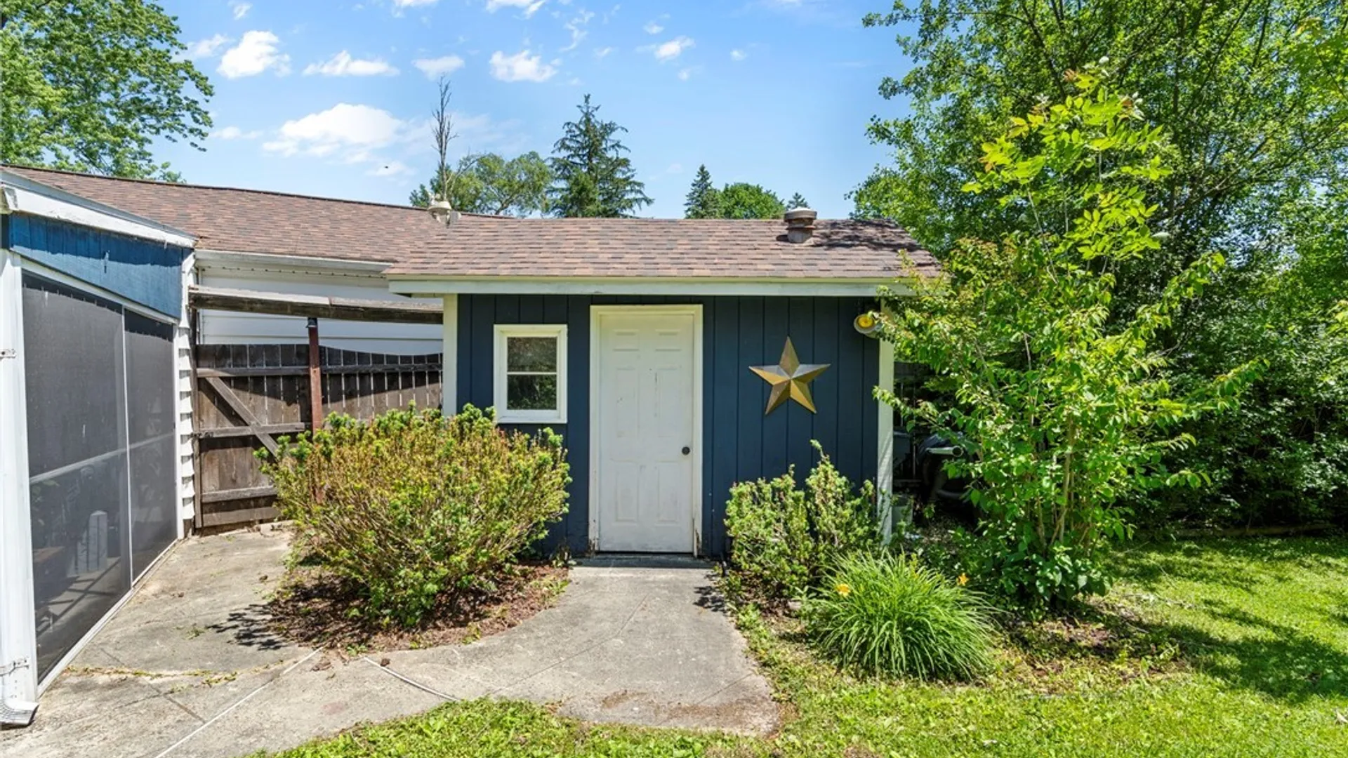Property at 50 Maple Drive, Lancaster, NY 14026 38
