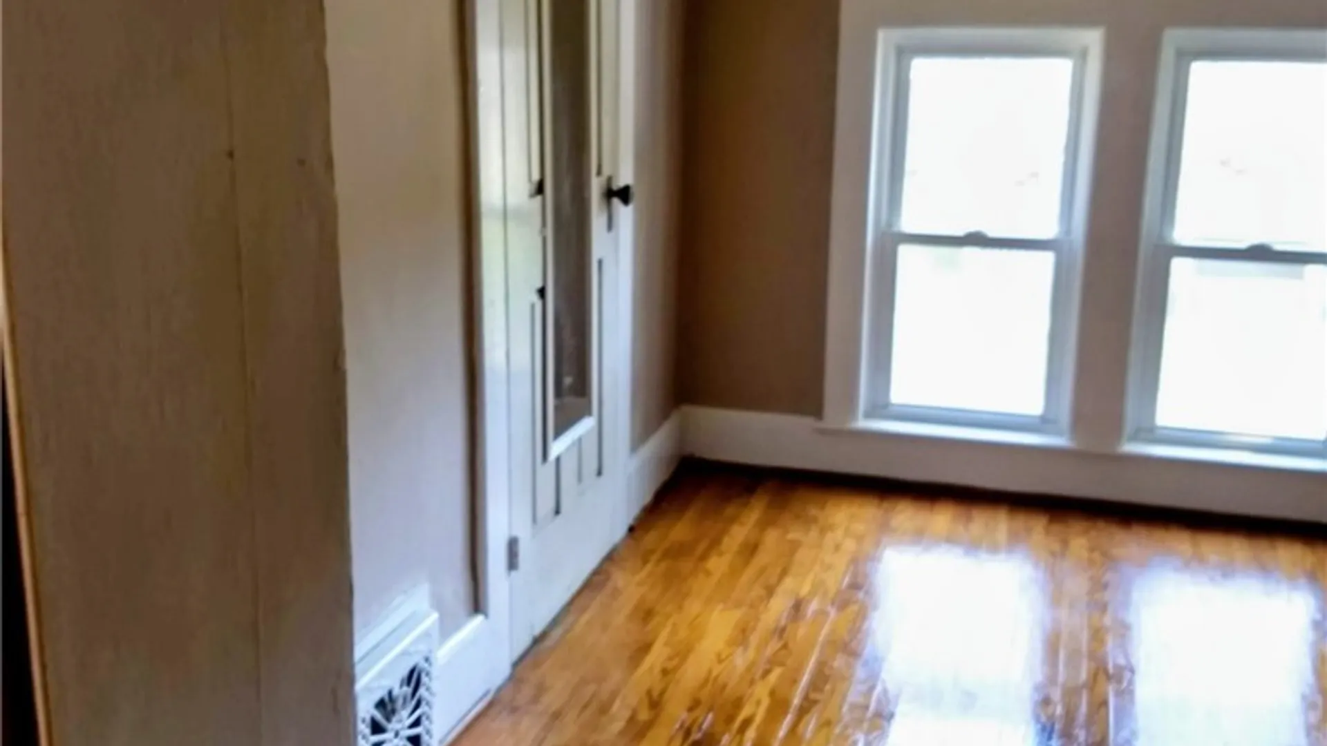 Property at 141 E William Street, Bath, NY 14810 25