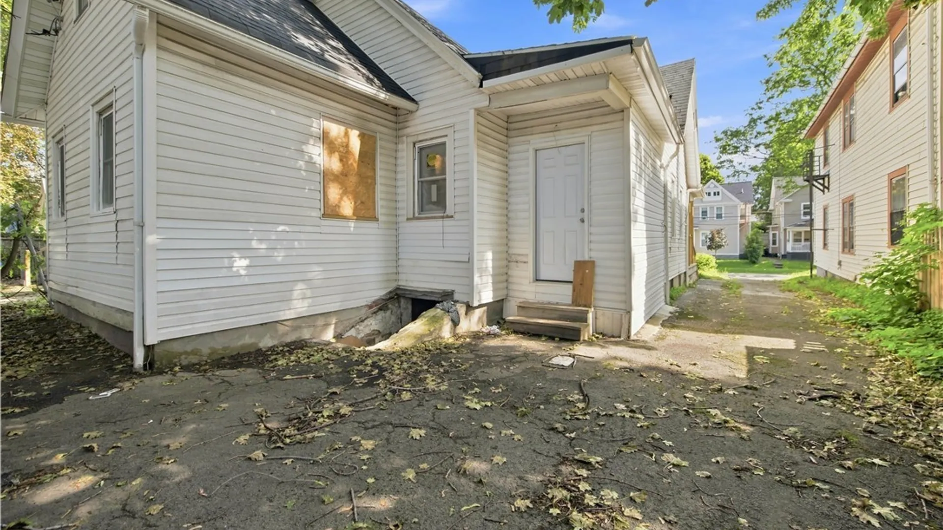 Property at 78 Avenue B, Rochester, NY 14621 4