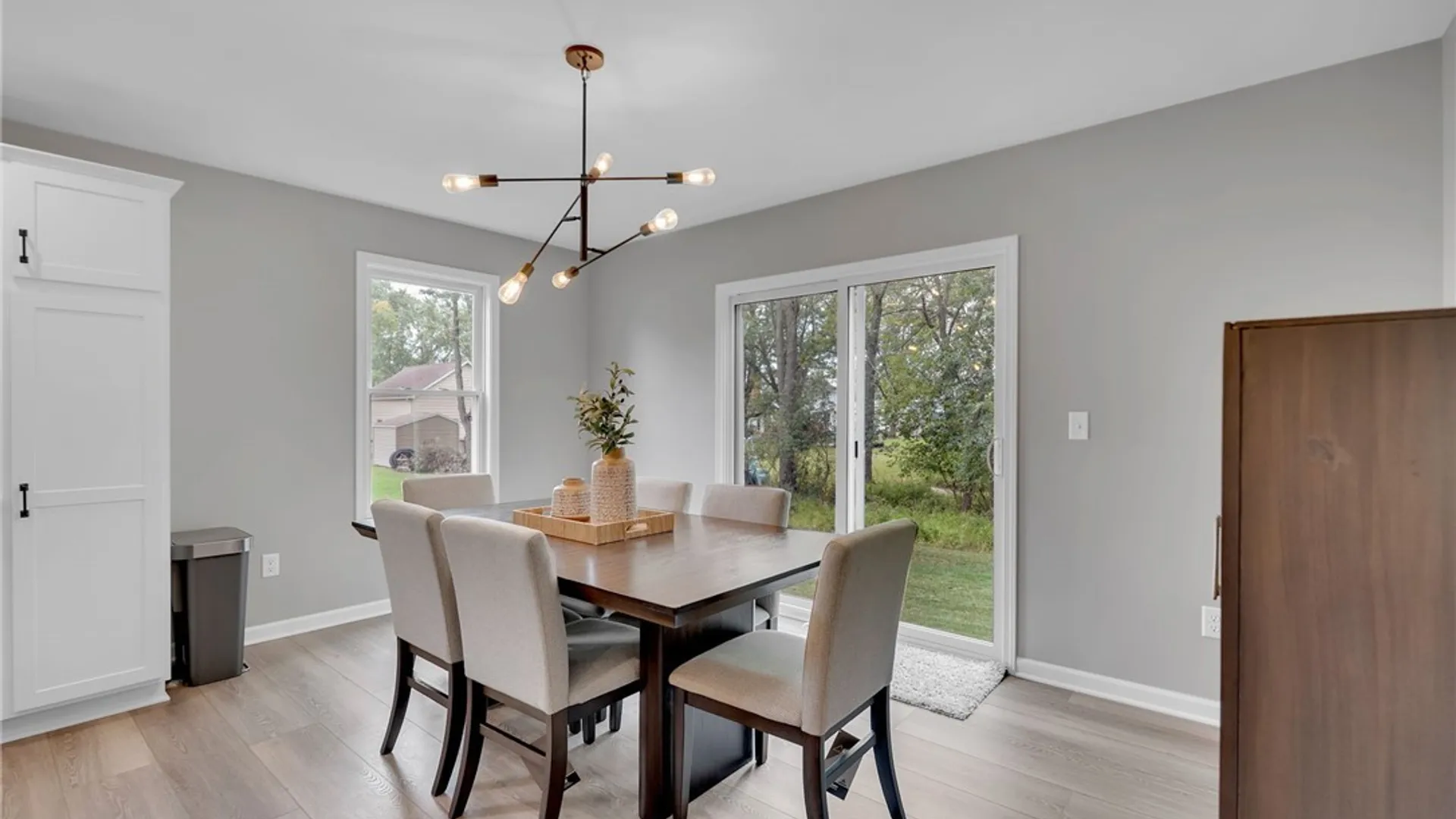 Property at 8 Greenspring Court, West Seneca, NY 14224 15
