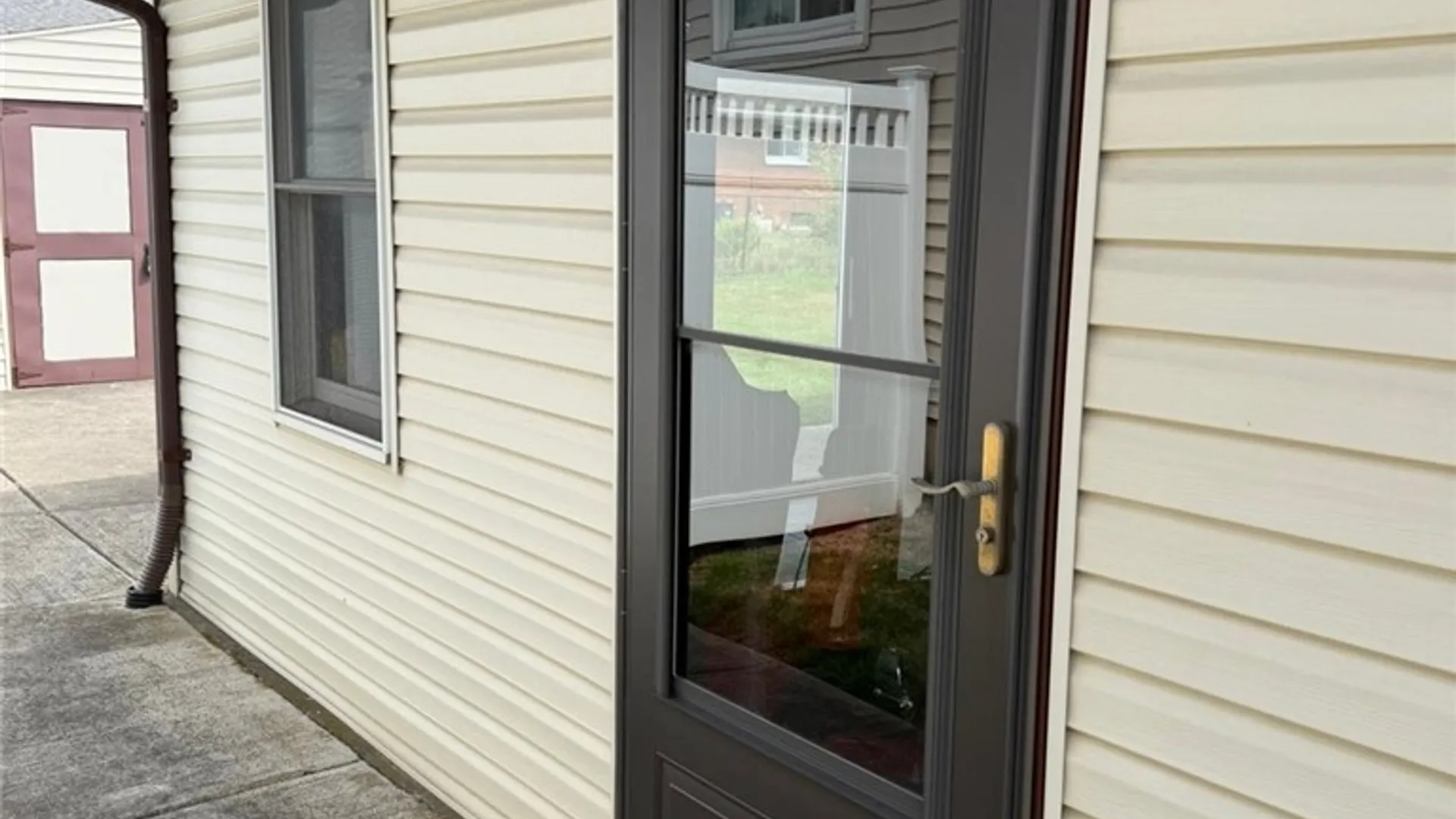 Property at 32 Rosemead Lane, Cheektowaga, NY 14227 34