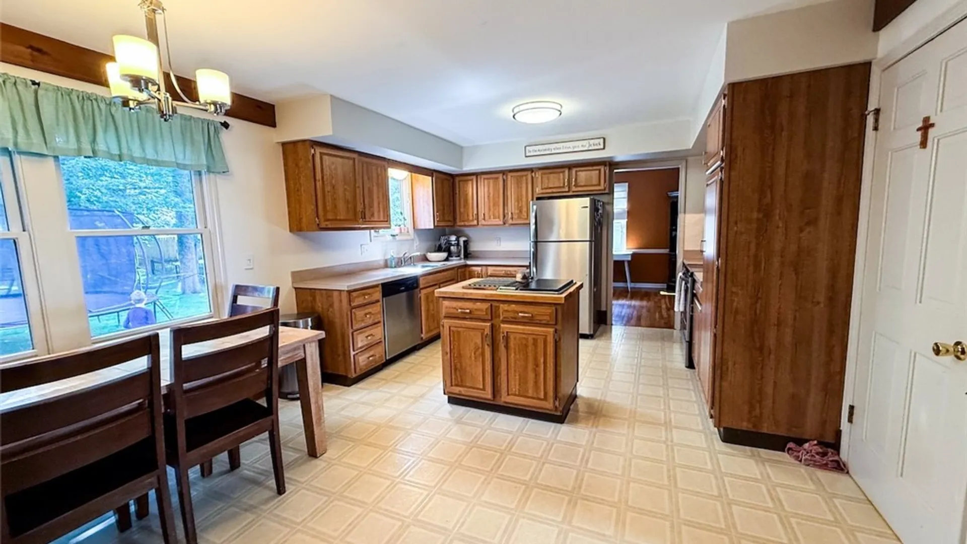 Property at 3961 Bowdoin Lane, Salina, NY 13090 19