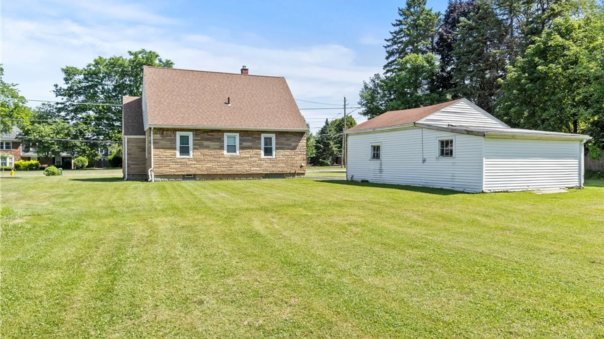 Property at 1419 Maple Road, Amherst, NY 14221 10