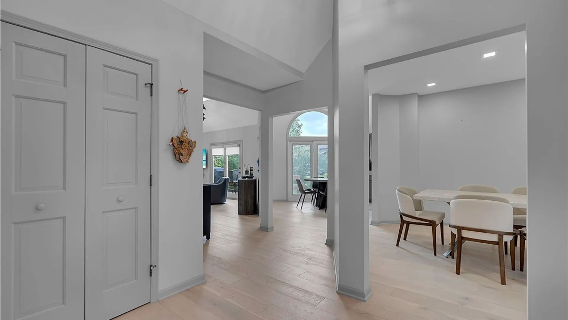 Property at 19 Eagles Trace, Amherst, NY 14221 3