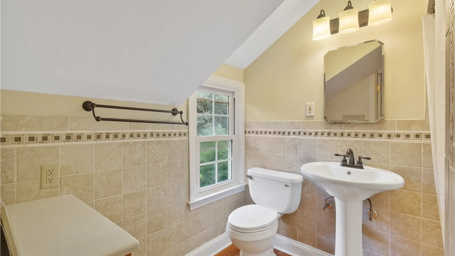 Property at 105 Bradford Parkway, Syracuse, NY 13224 22