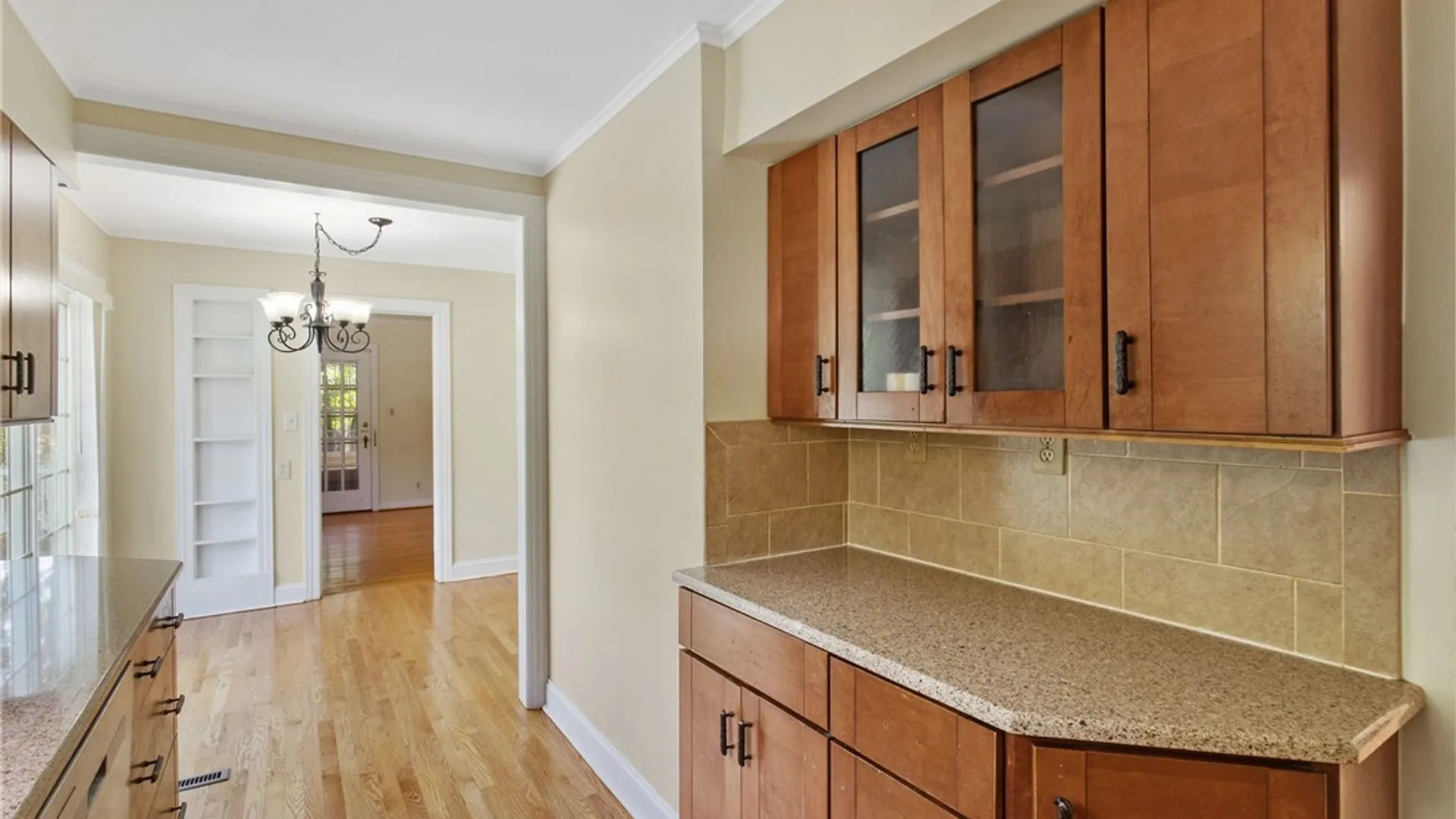 Property at 105 Bradford Parkway, Syracuse, NY 13224 7