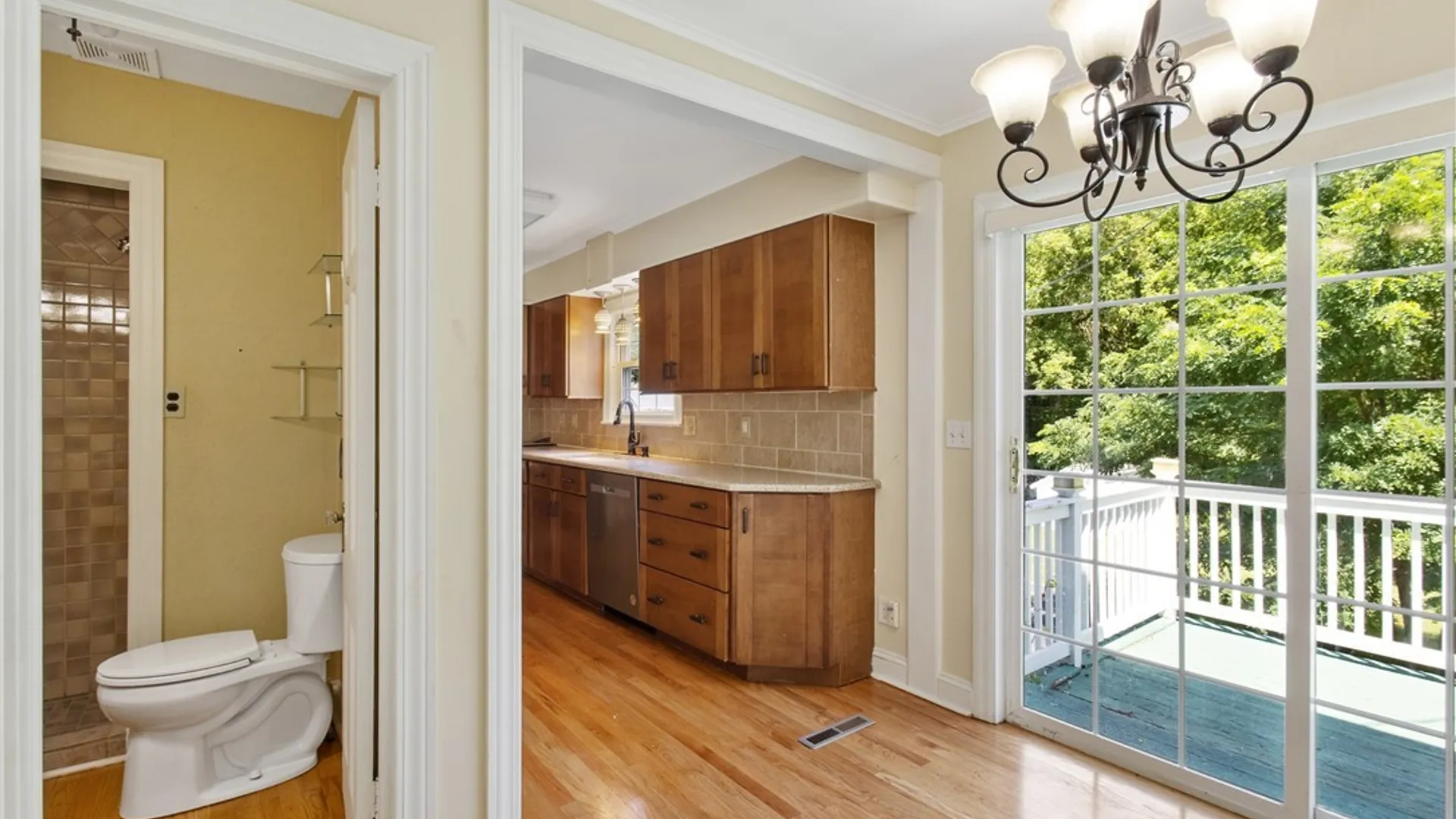 Property at 105 Bradford Parkway, Syracuse, NY 13224 10